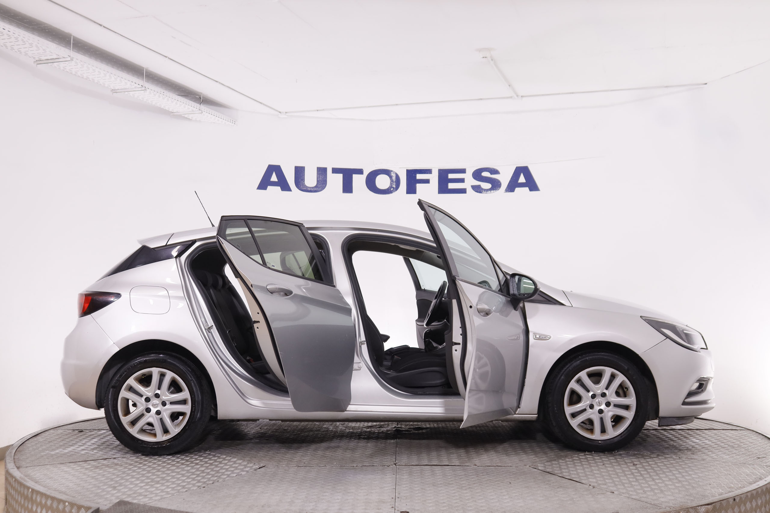 Opel Astra 1.6 CDTI 110CV BUSINESS 5P # LIBRO REVISION foto 10