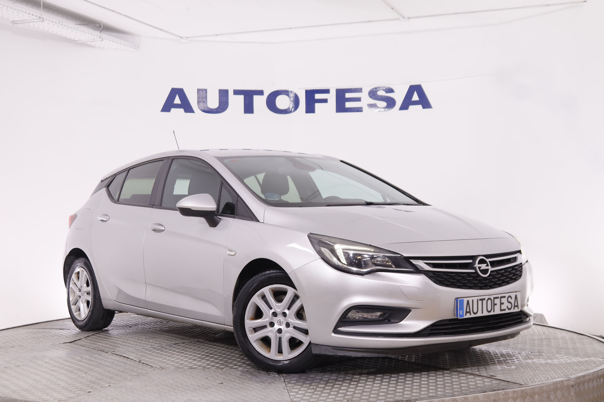 Opel Astra 1.6 CDTI 110CV BUSINESS 5P # LIBRO REVISION foto 3