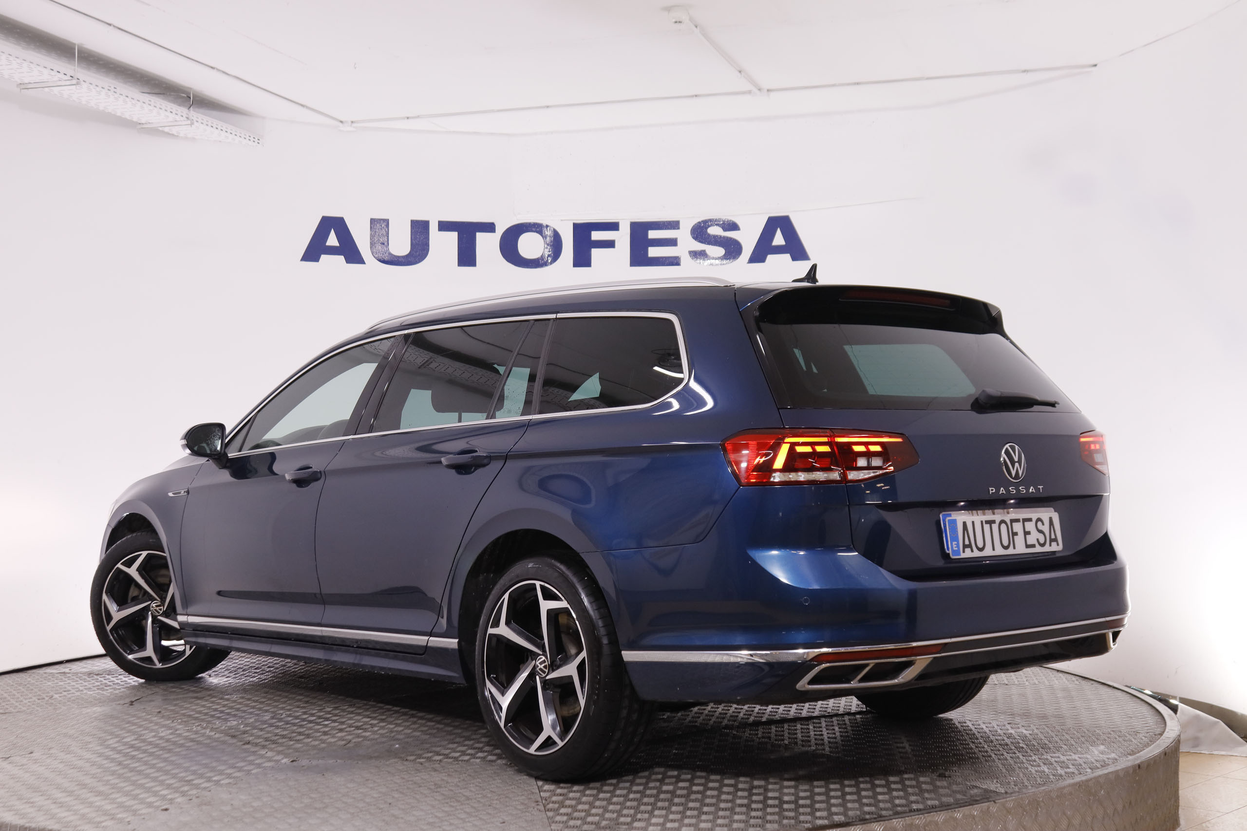 Volkswagen Passat VARIANT 2.0 TDI DSG R LINE AUTO 150CV 5P # IVA DEDUCIBLE, CUERO, NAVY, PARKTRONIC - Foto 7