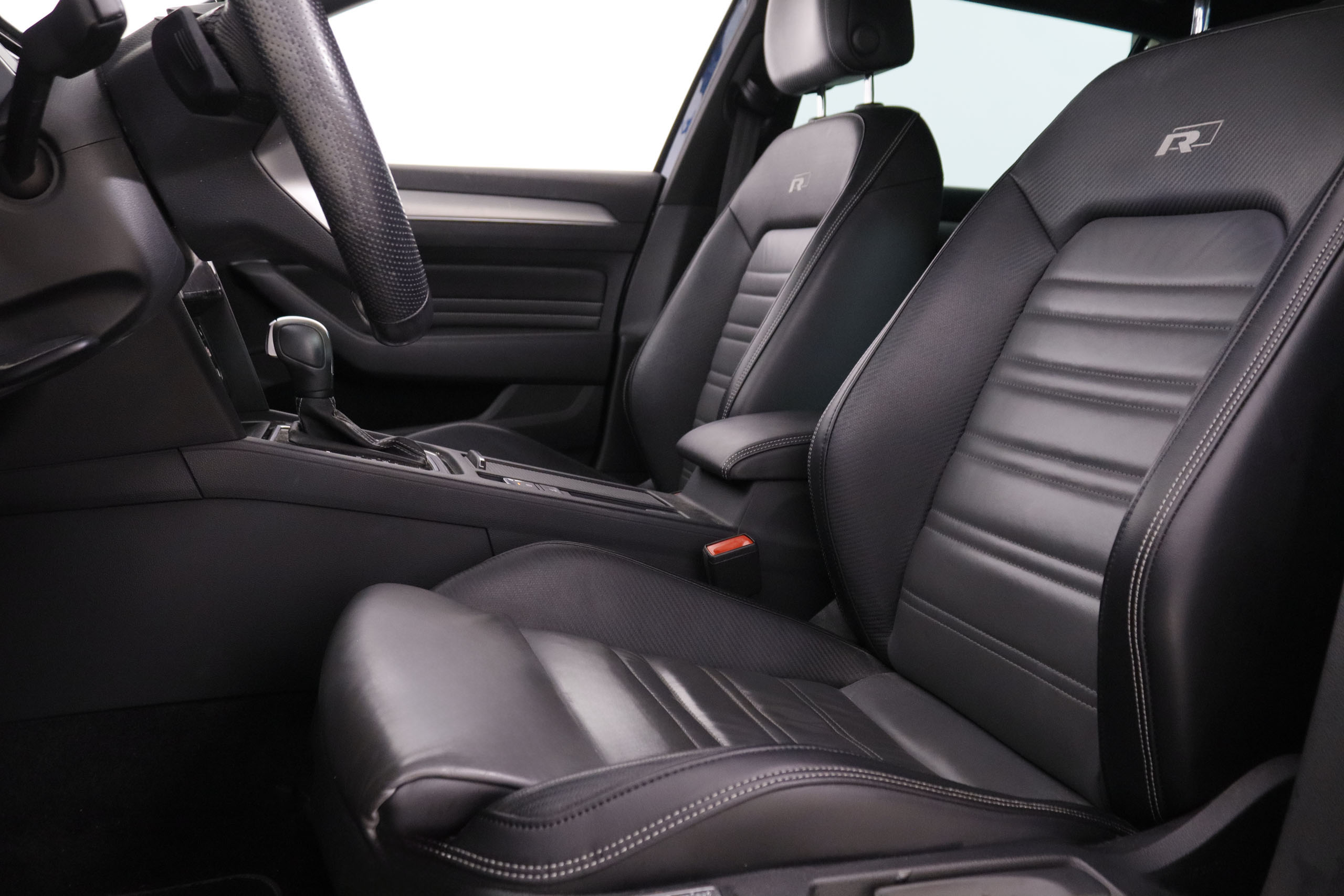 Volkswagen Passat VARIANT 2.0 TDI DSG R LINE AUTO 150CV 5P # IVA DEDUCIBLE, CUERO, NAVY, PARKTRONIC foto 25