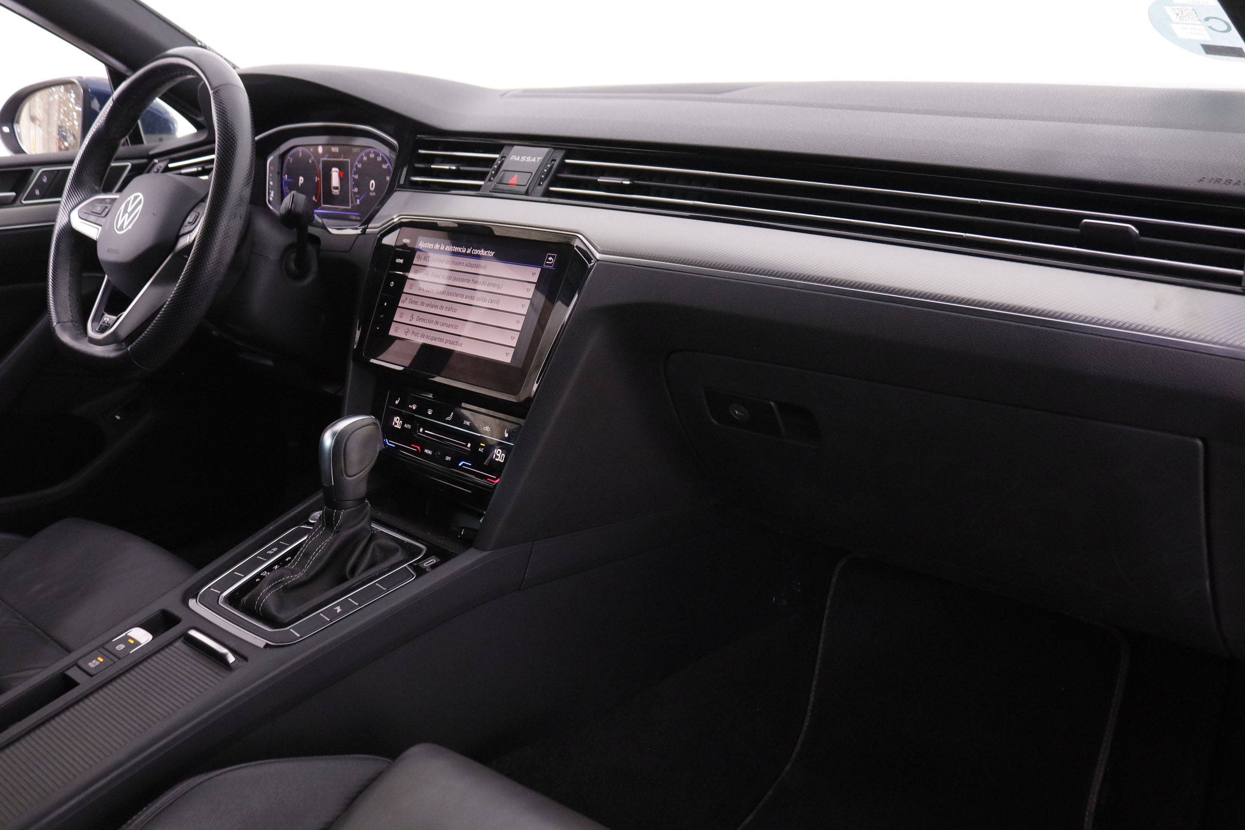 Volkswagen Passat VARIANT 2.0 TDI DSG R LINE AUTO 150CV 5P # IVA DEDUCIBLE, CUERO, NAVY, PARKTRONIC - Foto 16