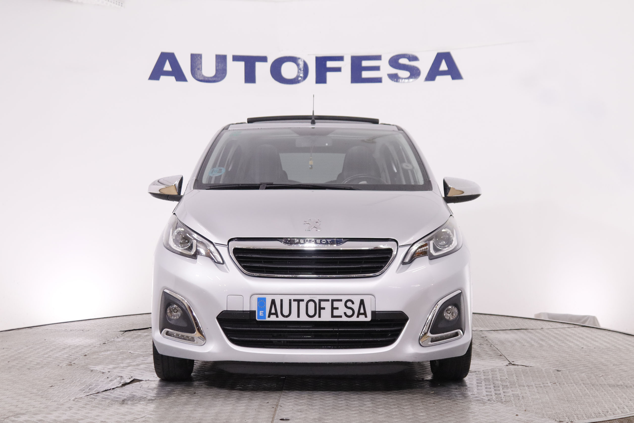 Peugeot 108 1.0 VTI TOP! 72CV 5P # TECHO foto 2