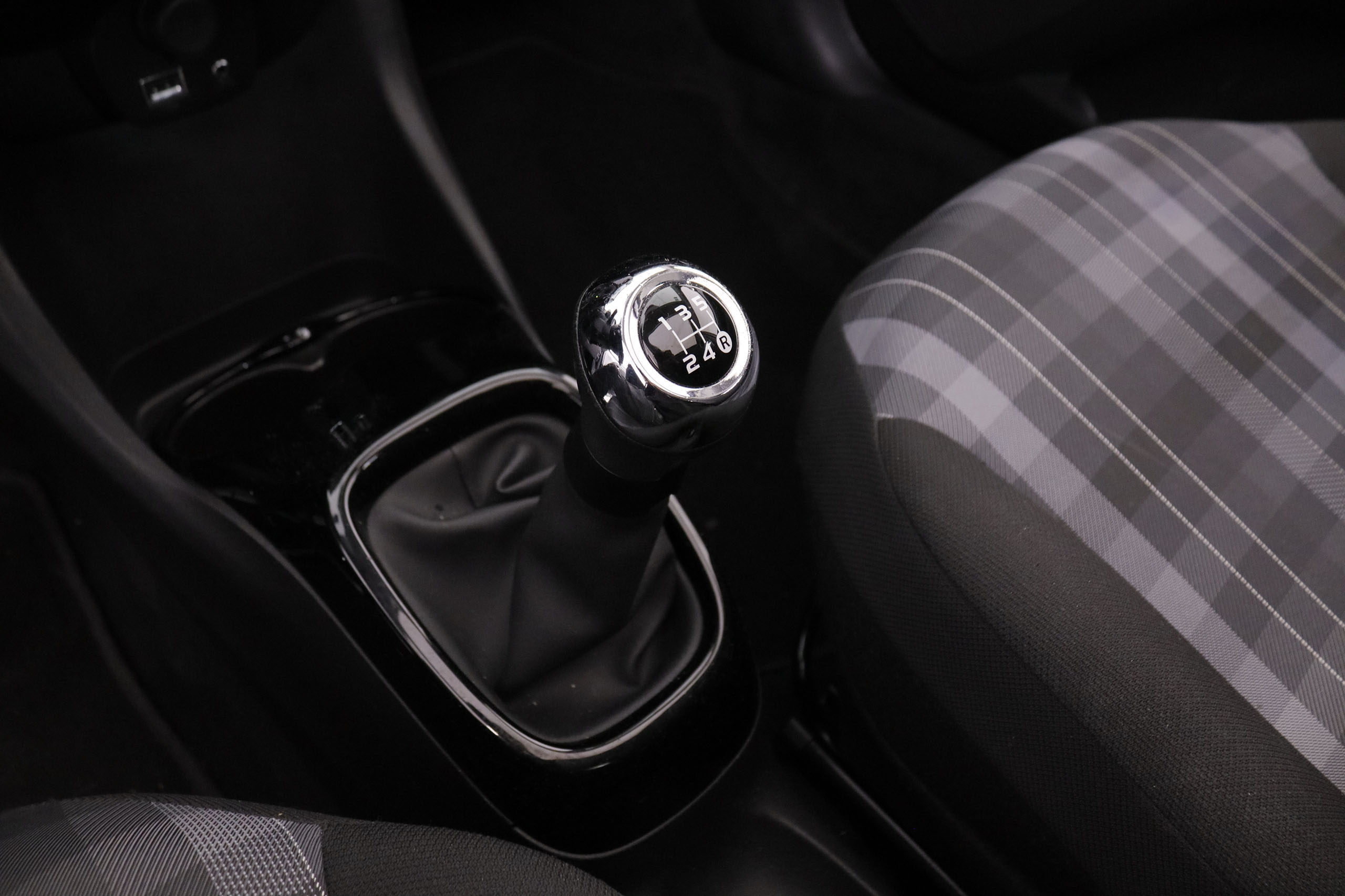 Peugeot 108 1.0 VTI TOP! 72CV 5P # TECHO - Foto 21