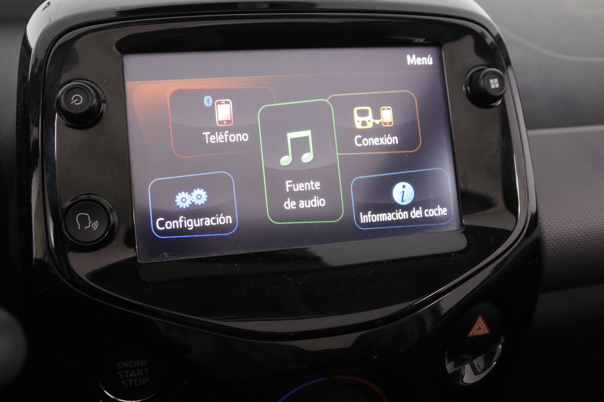 Peugeot 108 1.0 VTI TOP! 72CV 5P # TECHO foto 21