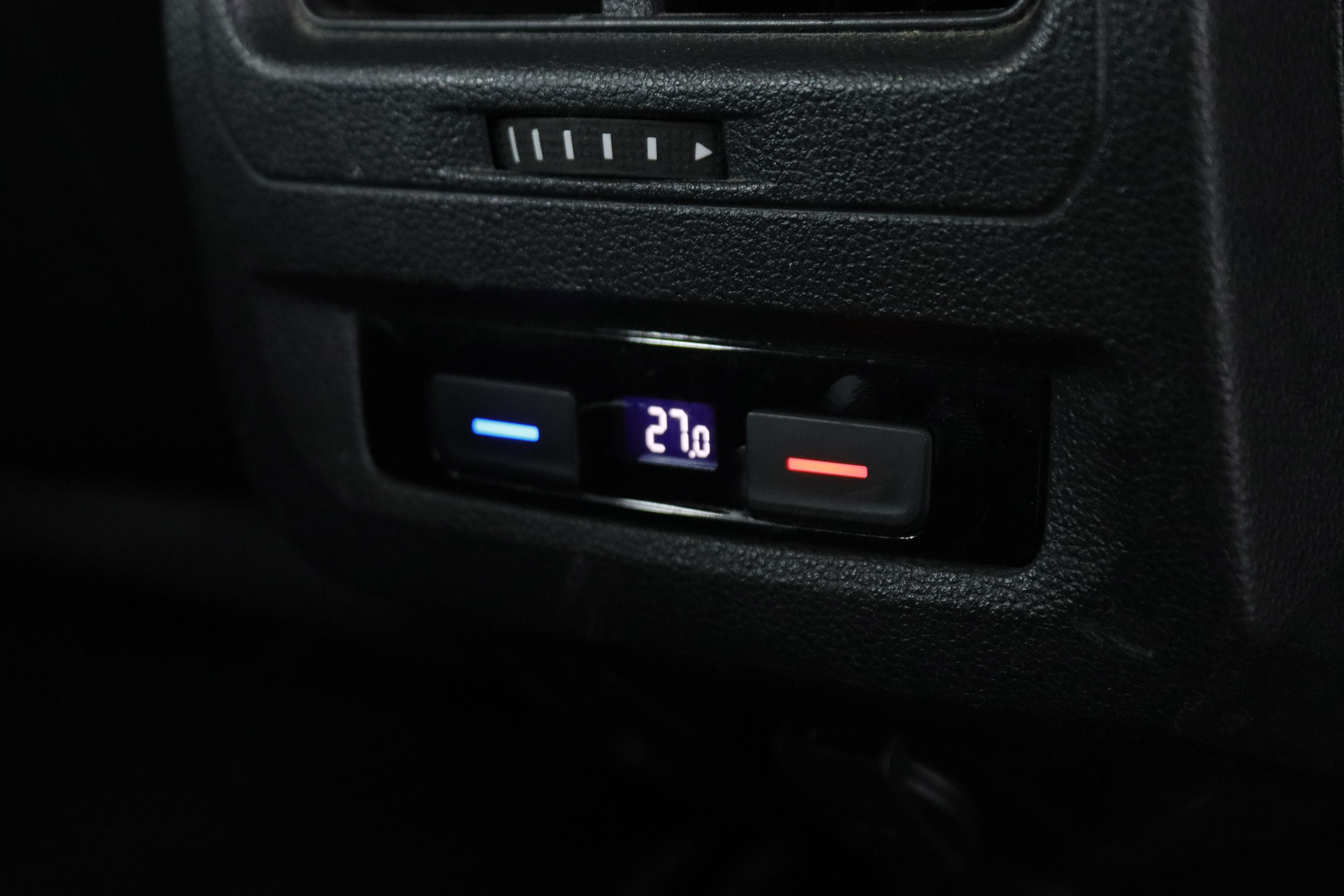 Volkswagen Touran 1.4 TSI DSG7 CONFORLINE AUTO 150CV 7PLAZAS 5P # PARKTRONIC - Foto 22