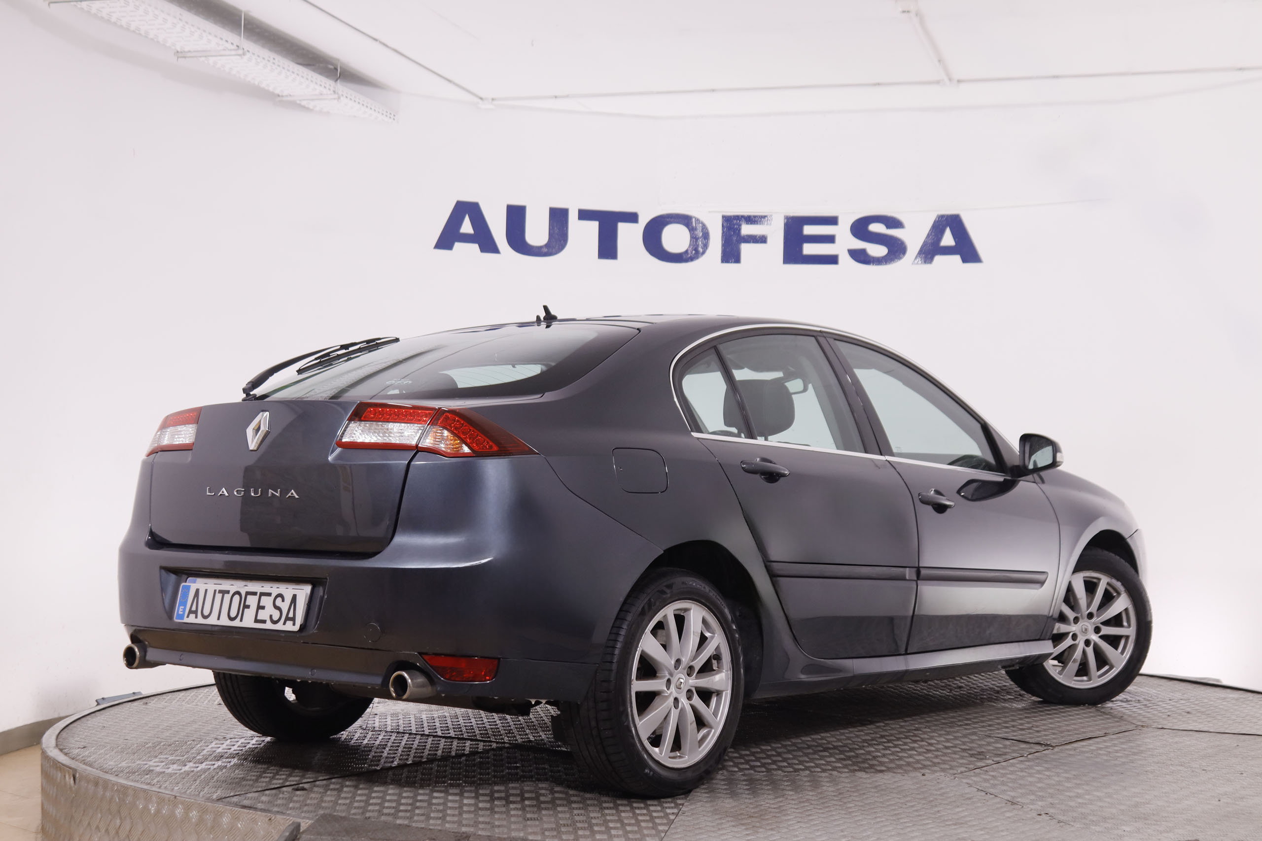 Renault Laguna 2.0 DCI ENERGY DYNAMIC TOMTOM 130CV 5P # NAVY, PARKTRONIC foto 7
