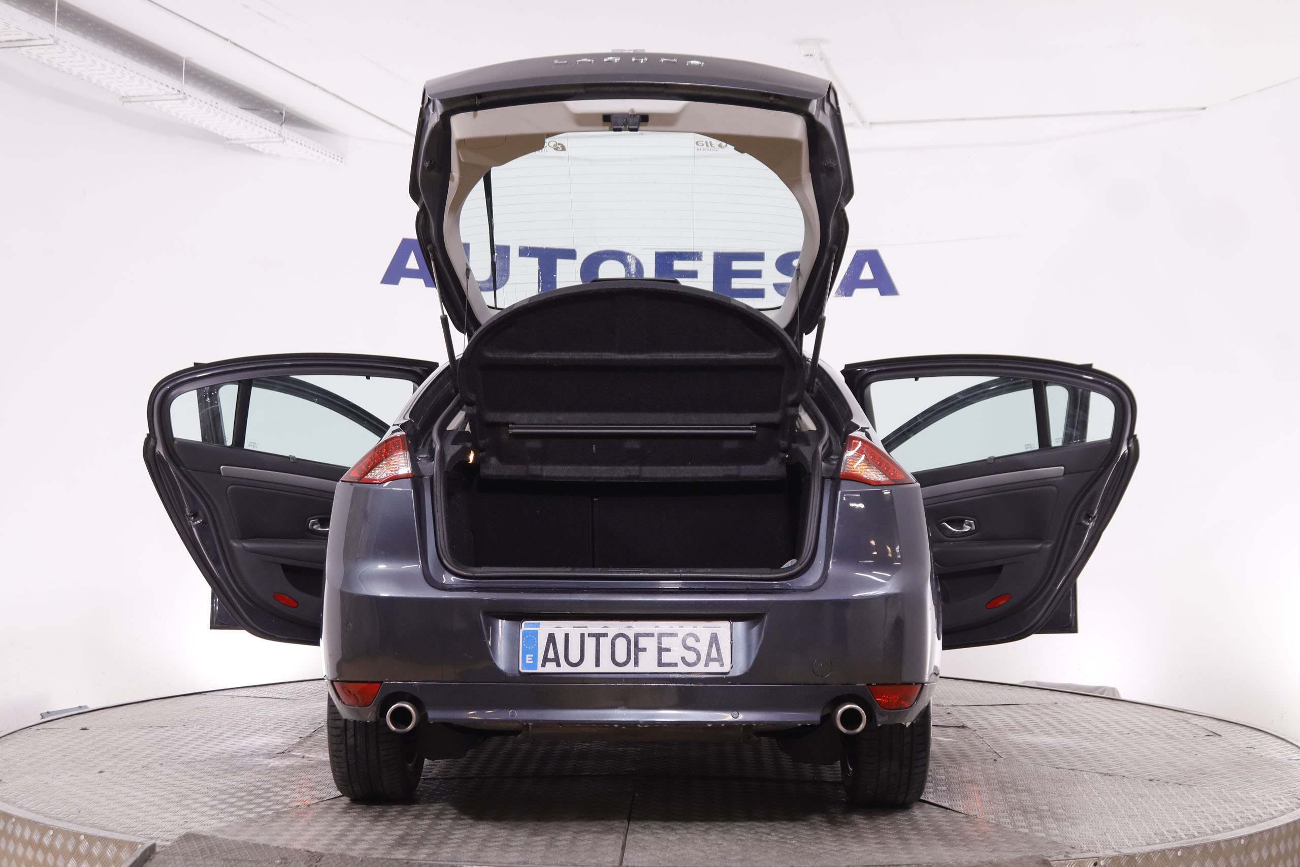 Renault Laguna 2.0 DCI ENERGY DYNAMIC TOMTOM 130CV 5P # NAVY, PARKTRONIC foto 11