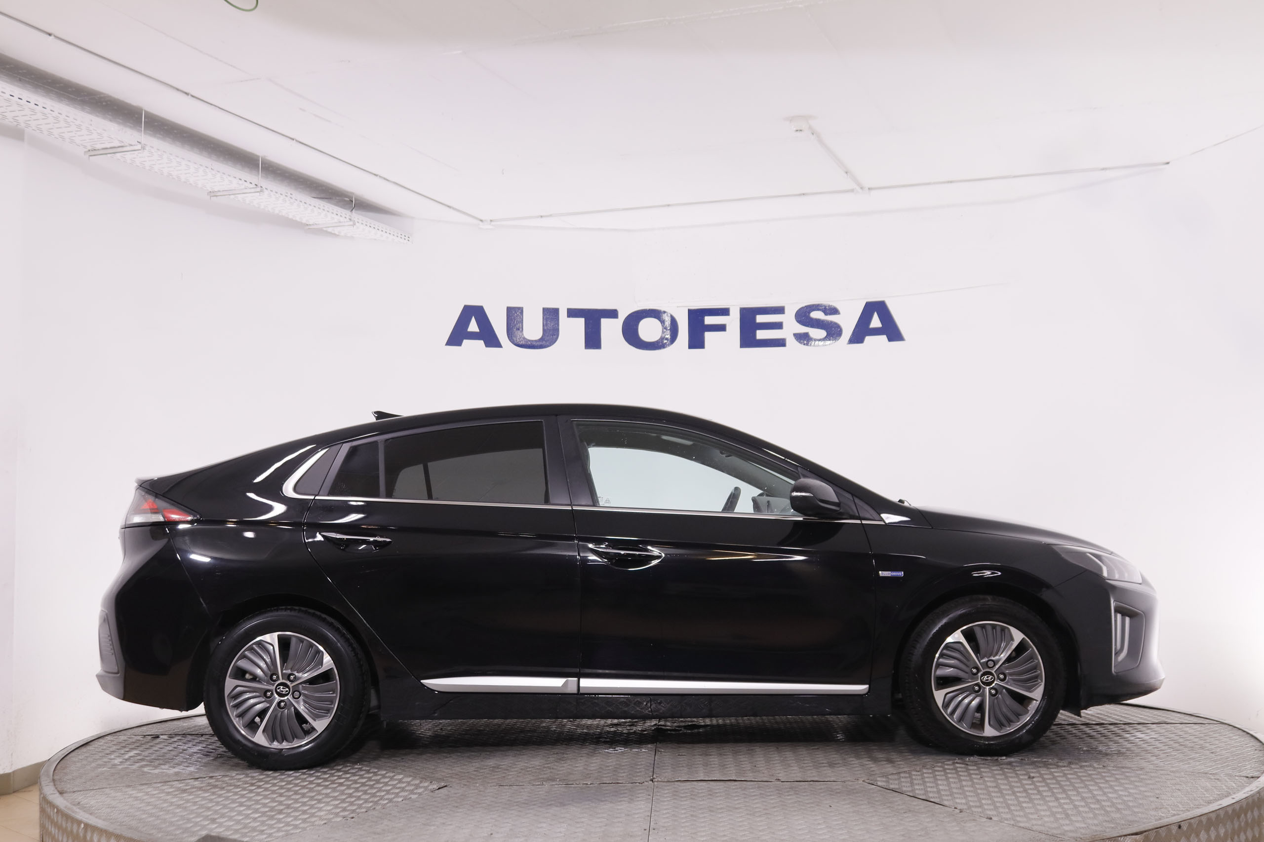 Hyundai Ioniq 1.6 PHEV PLUG IN TECNO AUTO 141CV 5P # CUERO, NAVY, PARKTRONIC foto 13