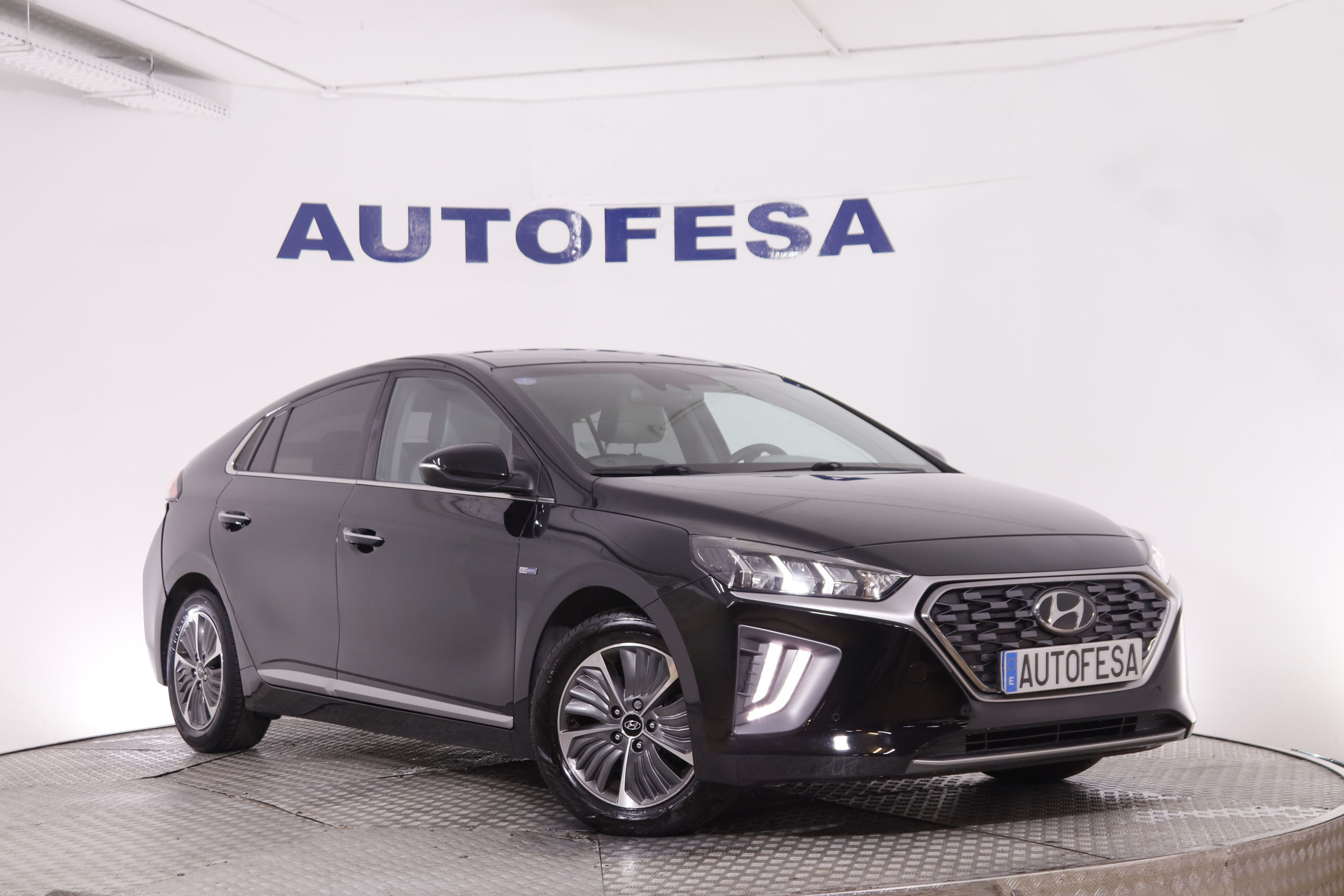 Hyundai Ioniq 1.6 PHEV PLUG IN TECNO AUTO 141CV 5P # CUERO, NAVY, PARKTRONIC foto 3