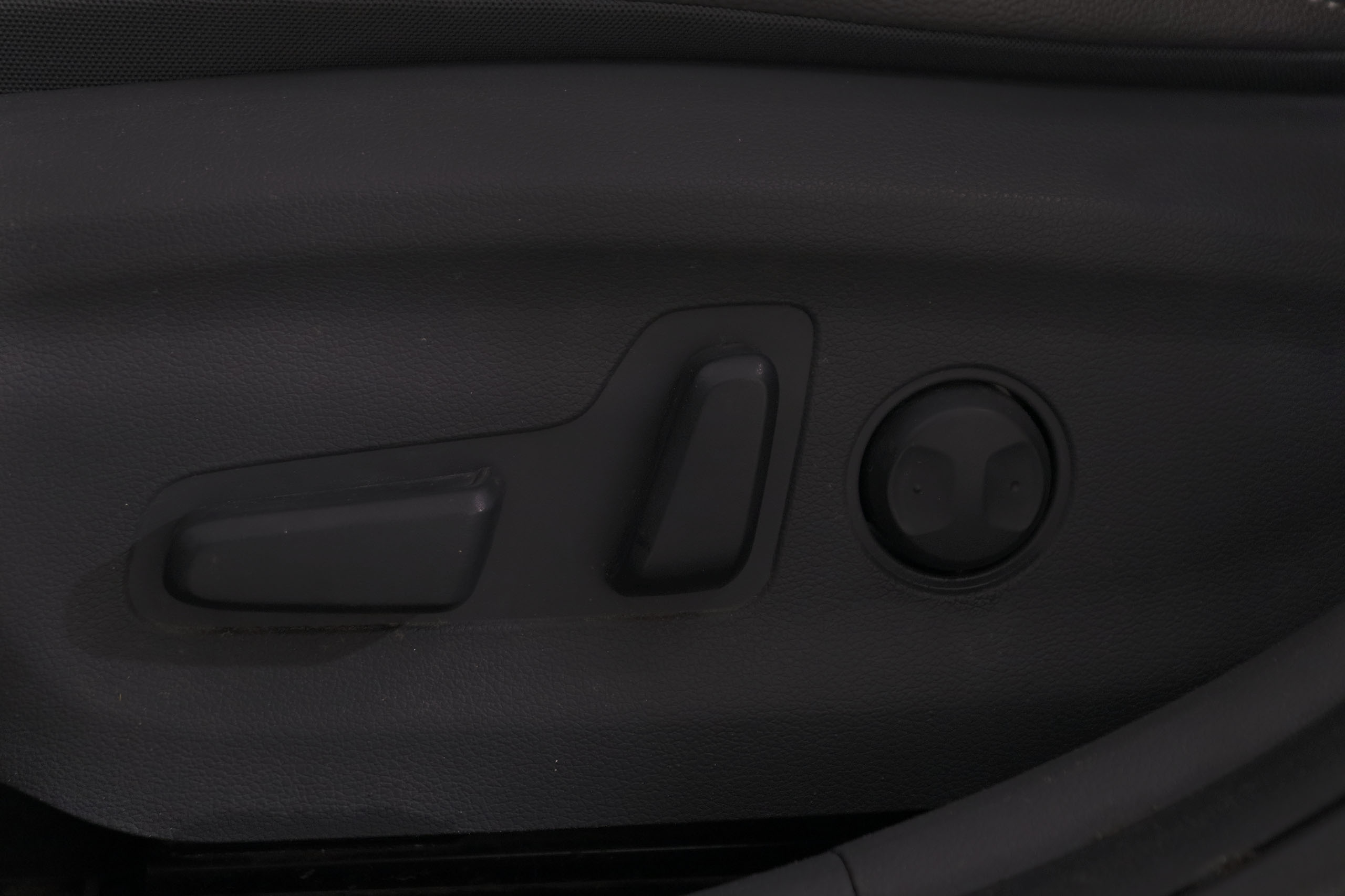 Hyundai Ioniq 1.6 PHEV PLUG IN TECNO AUTO 141CV 5P # CUERO, NAVY, PARKTRONIC foto 26