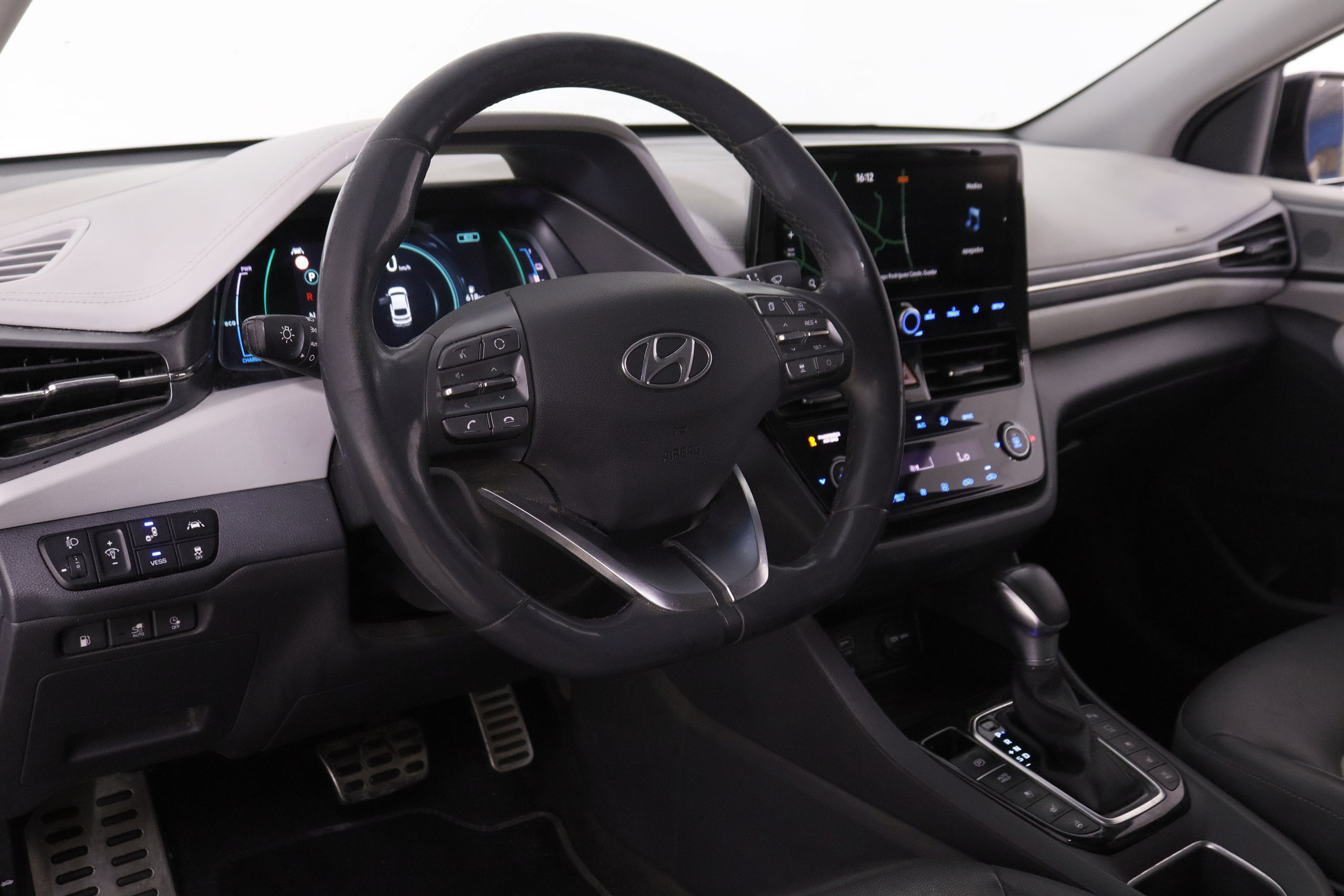 Hyundai Ioniq 1.6 PHEV PLUG IN TECNO AUTO 141CV 5P # CUERO, NAVY, PARKTRONIC foto 14