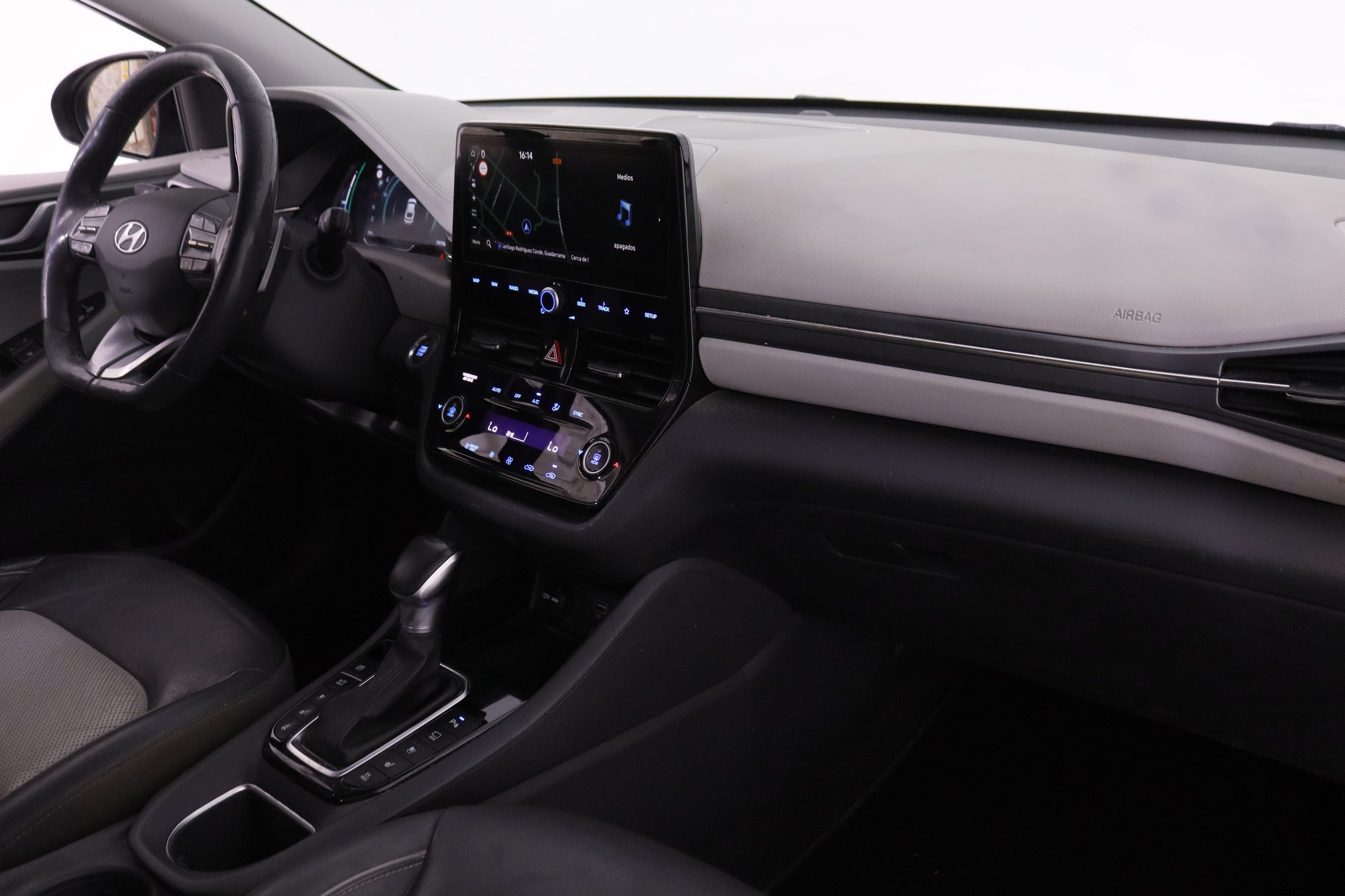 Hyundai Ioniq 1.6 PHEV PLUG IN TECNO AUTO 141CV 5P # CUERO, NAVY, PARKTRONIC foto 15