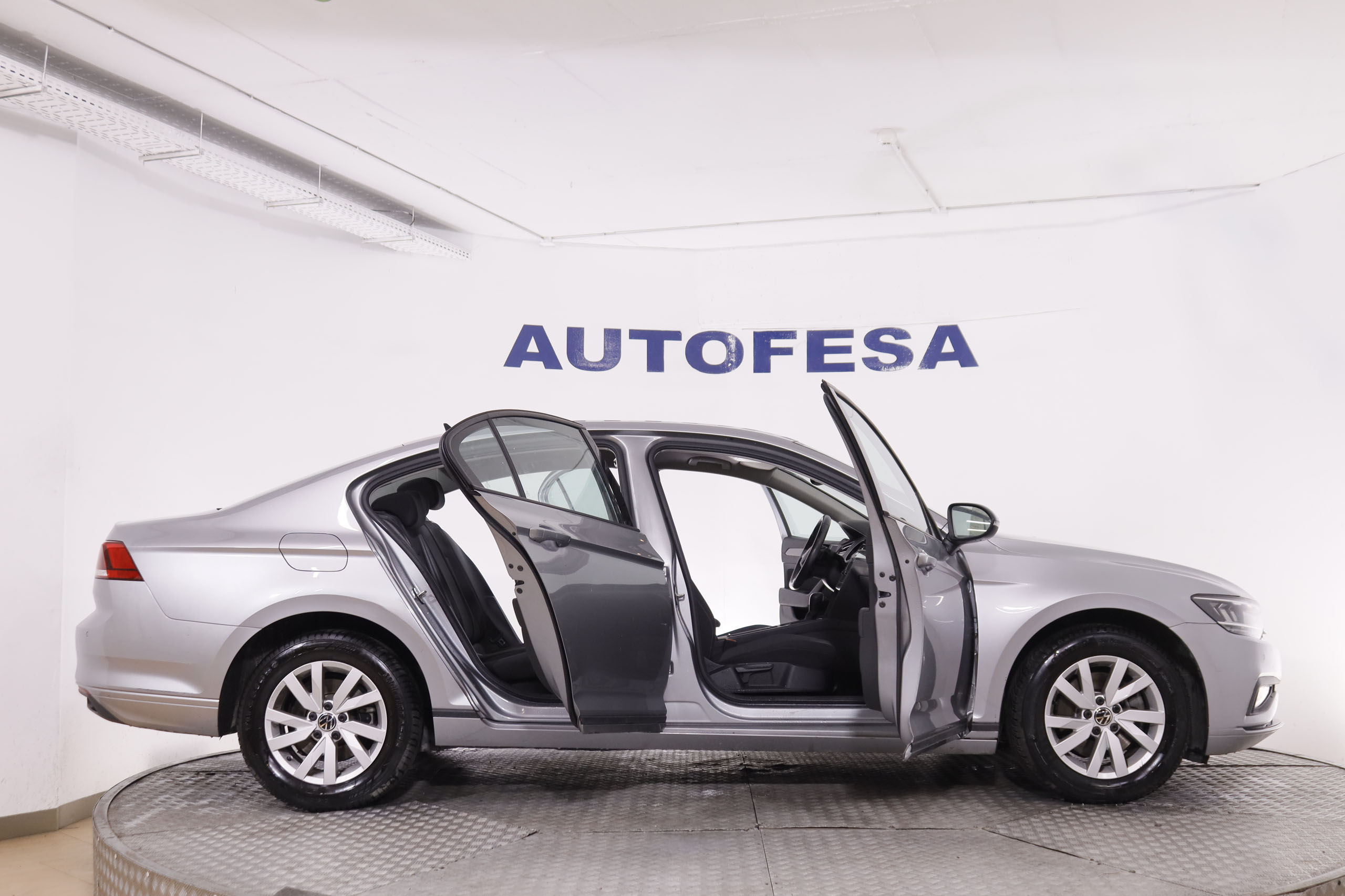 Volkswagen Passat 2.0 TDI BUSINESS DSG AUTO 122CV 4P # IVA DEDUCIBLE, PARKTRONIC - Foto 11