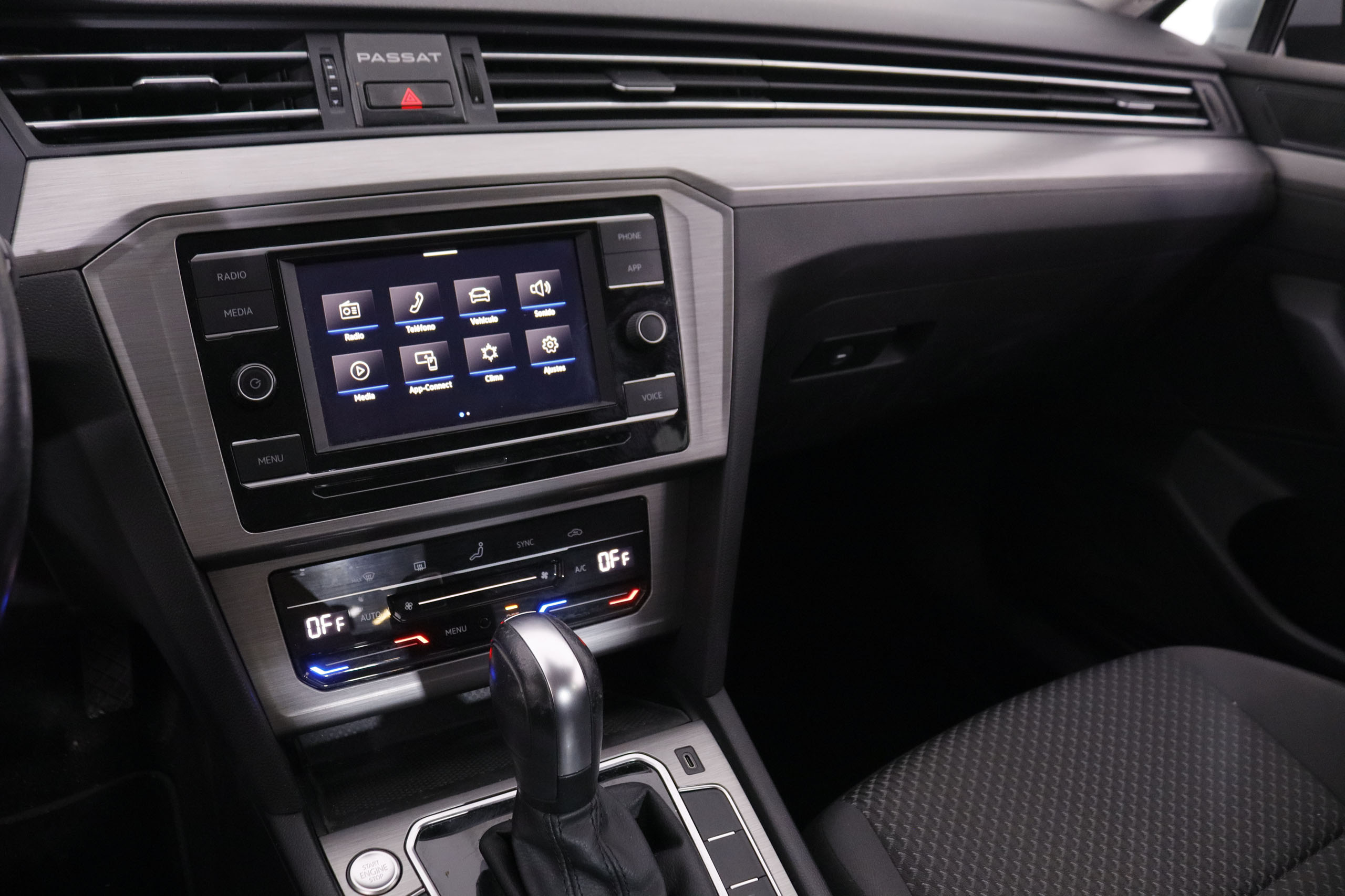 Volkswagen Passat 2.0 TDI BUSINESS DSG AUTO 122CV 4P # IVA DEDUCIBLE, PARKTRONIC - Foto 19