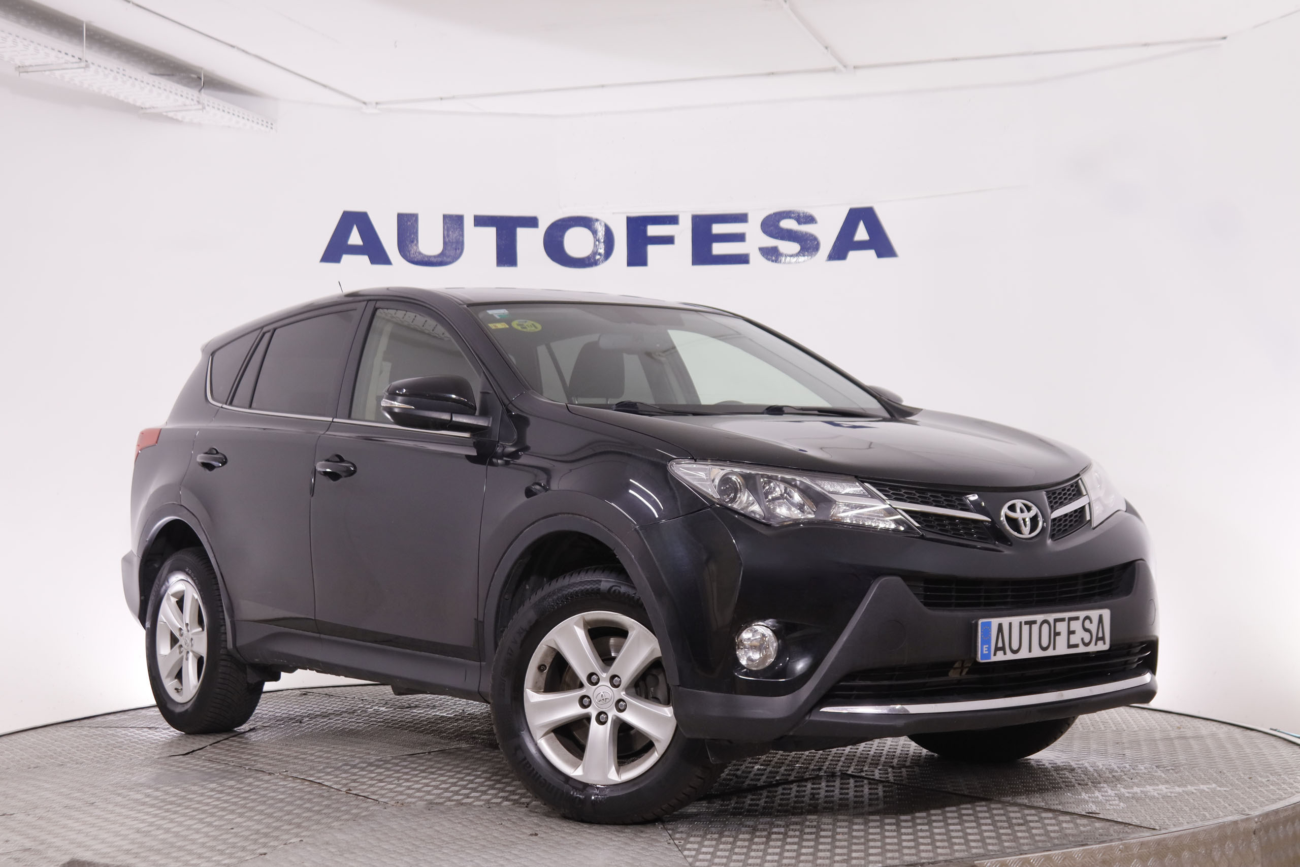 Toyota RAV4 2.2D Advance AWD - foto 3