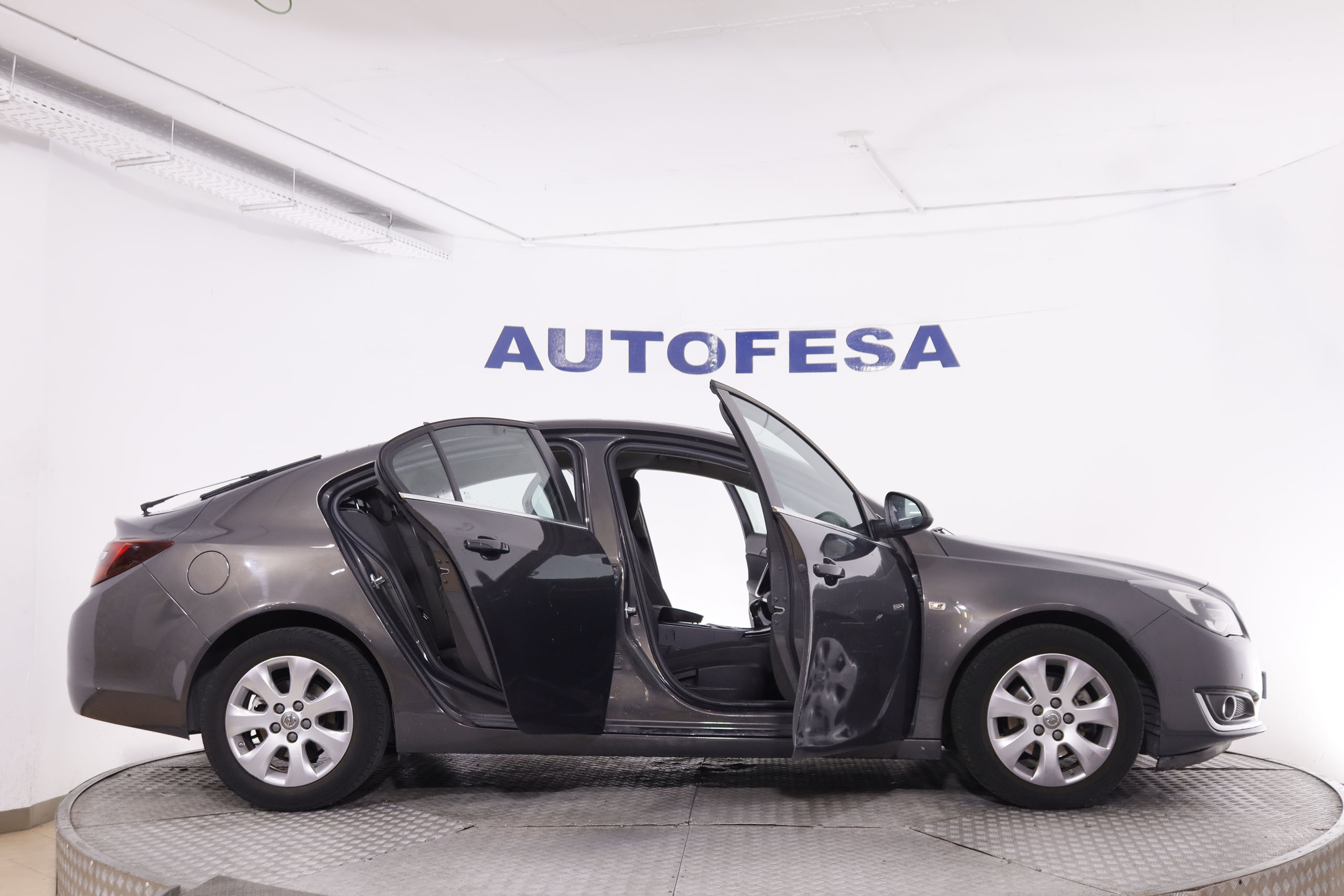 Opel Insignia 1.6 CDTI Selective - foto 9