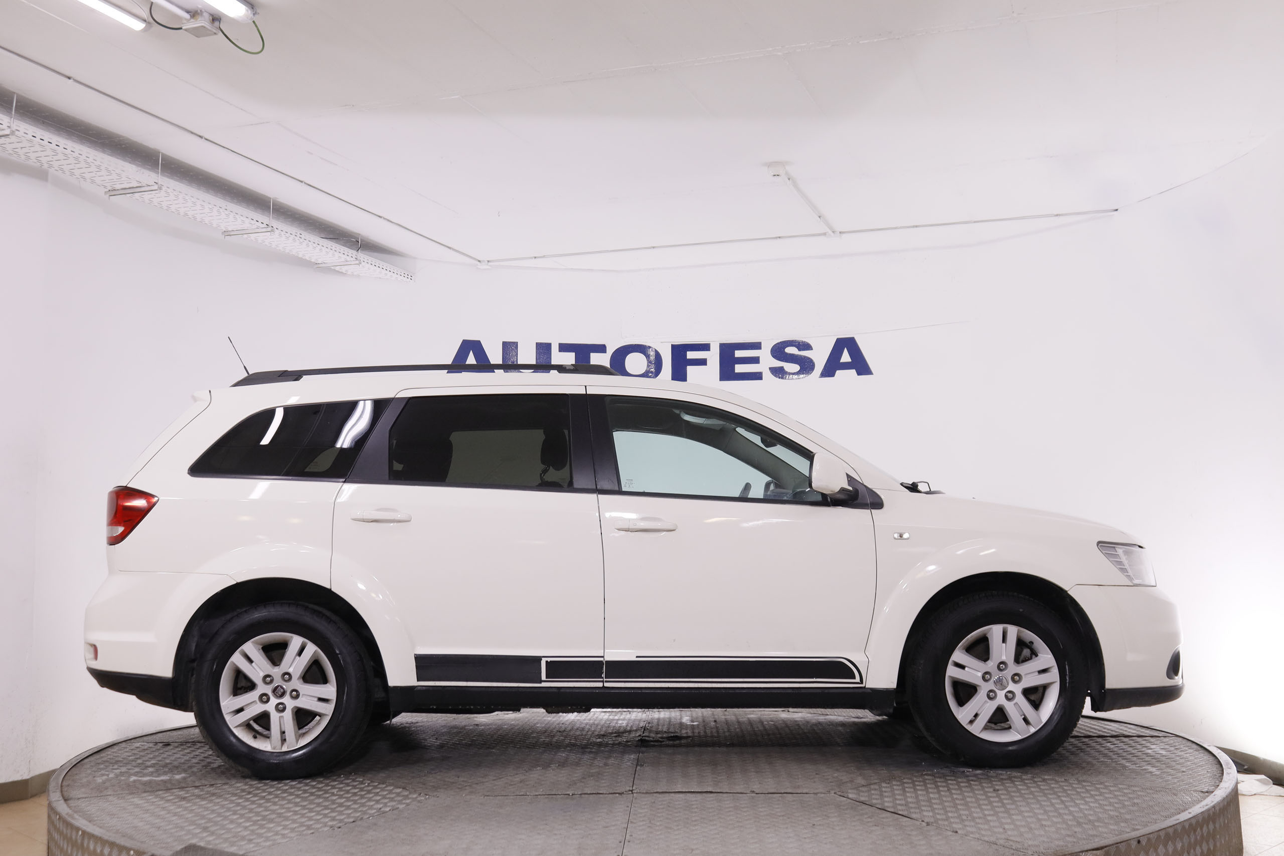 Fiat Freemont 2.0 D Urban 4WD - foto 8