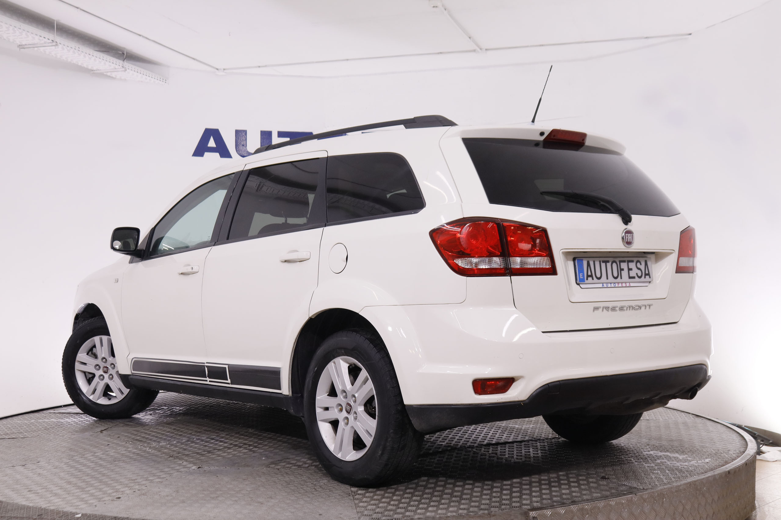 Fiat Freemont 2.0 D Urban 4WD - foto 5