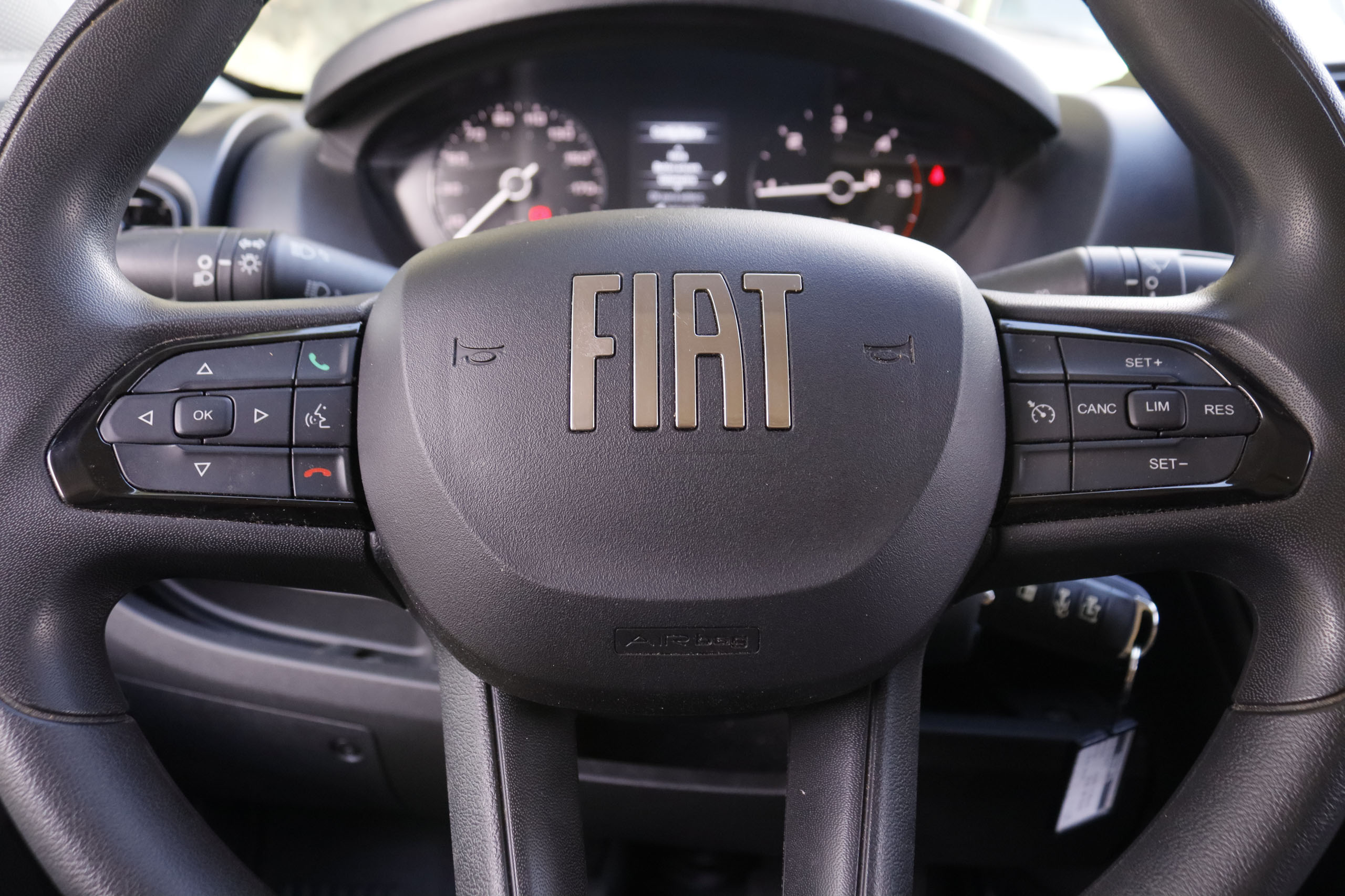 Fiat Ducato Furgon 2.2D 3.5T Heavy L4H2 - foto 13