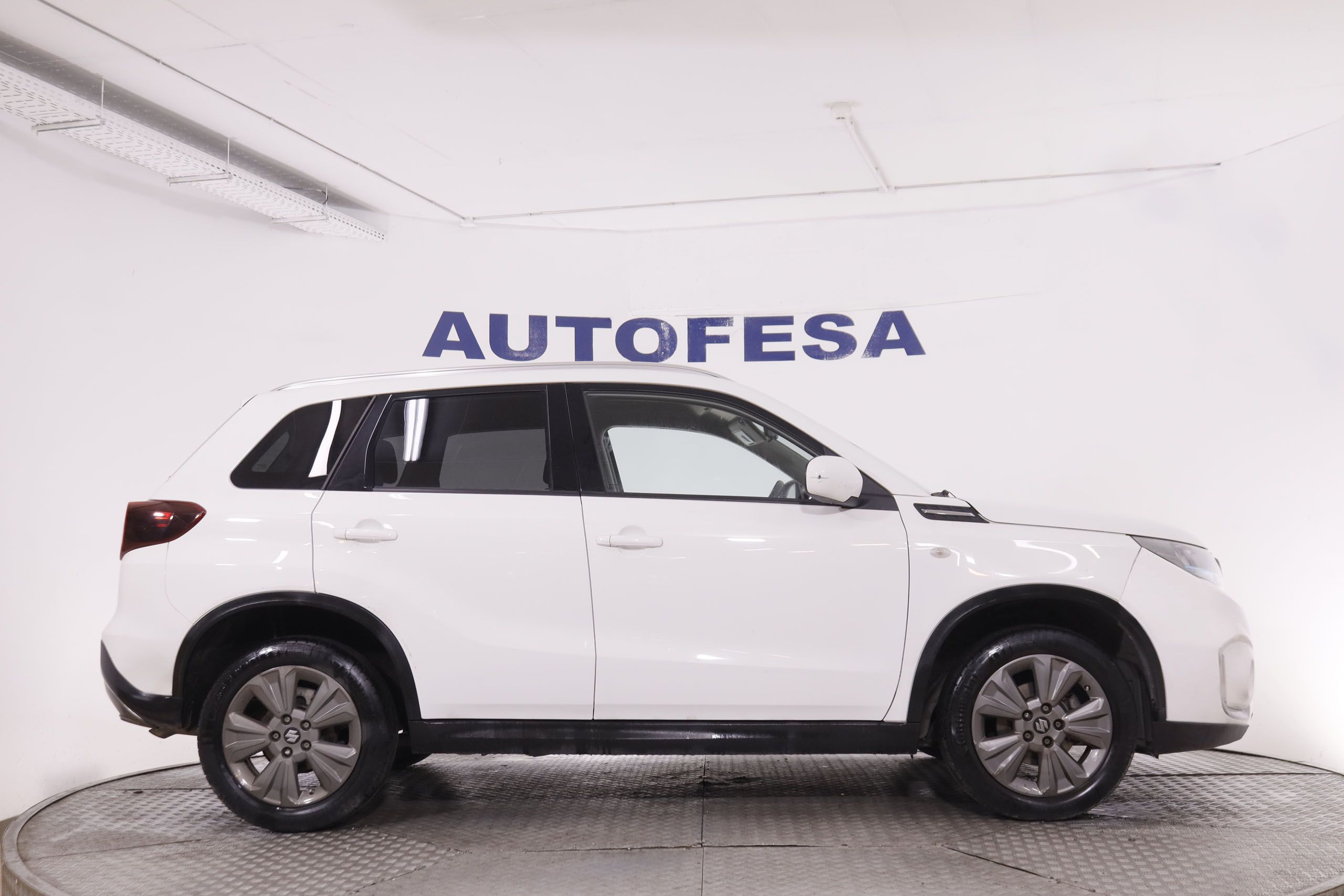 Suzuki Vitara 1.4 T Mild Hibryd GLE 4x2 - foto 8