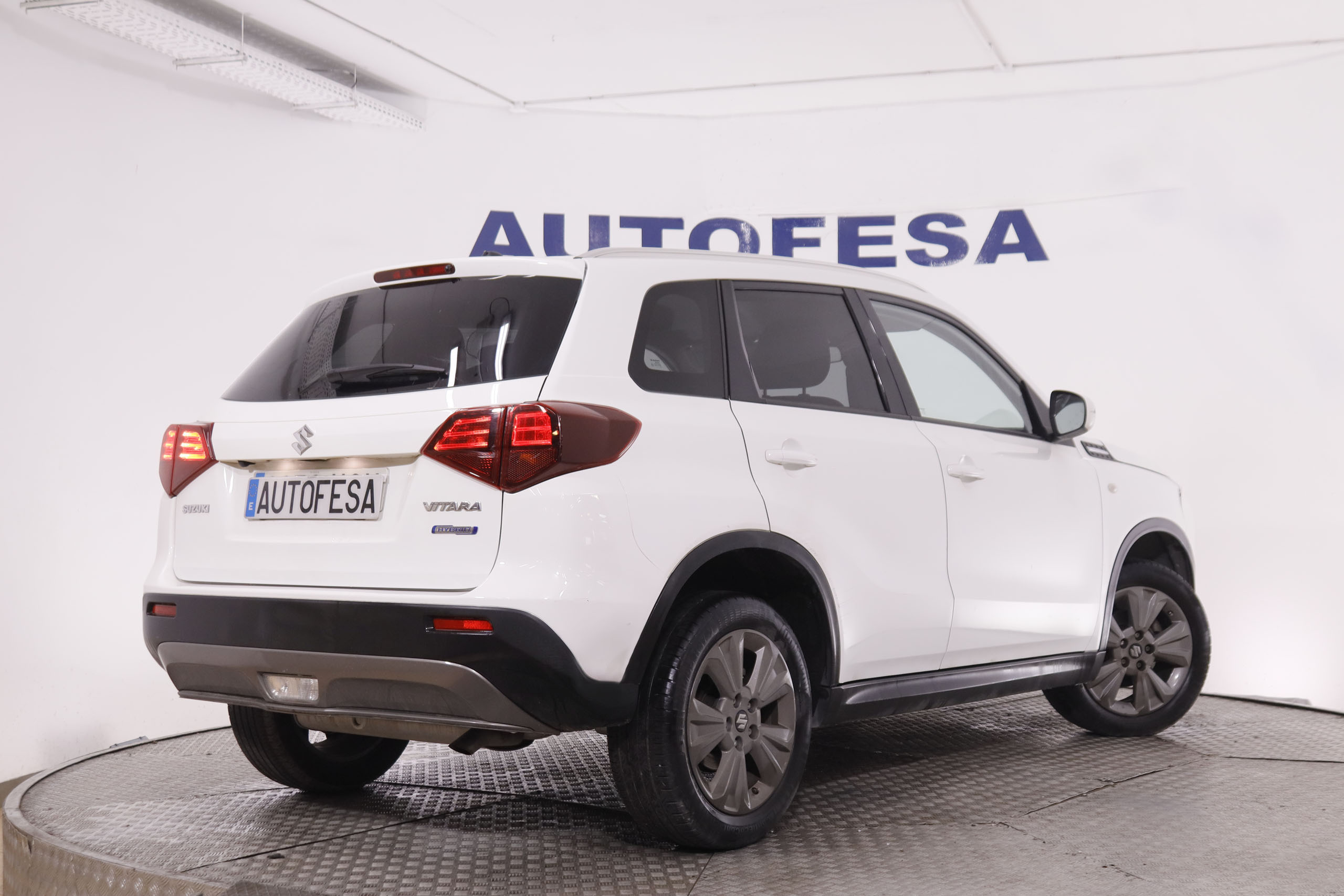 Suzuki Vitara 1.4 T Mild Hibryd GLE 4x2 - foto 5