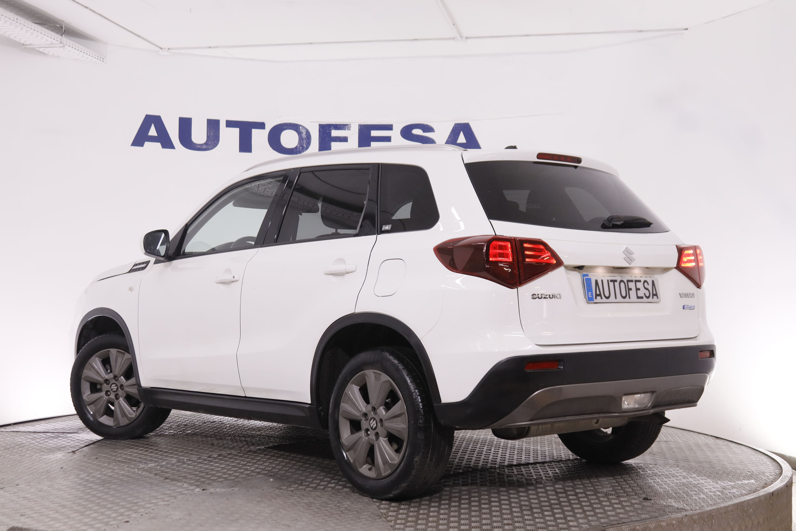 Suzuki Vitara 1.4 T Mild Hibryd GLE 4x2 - foto 7