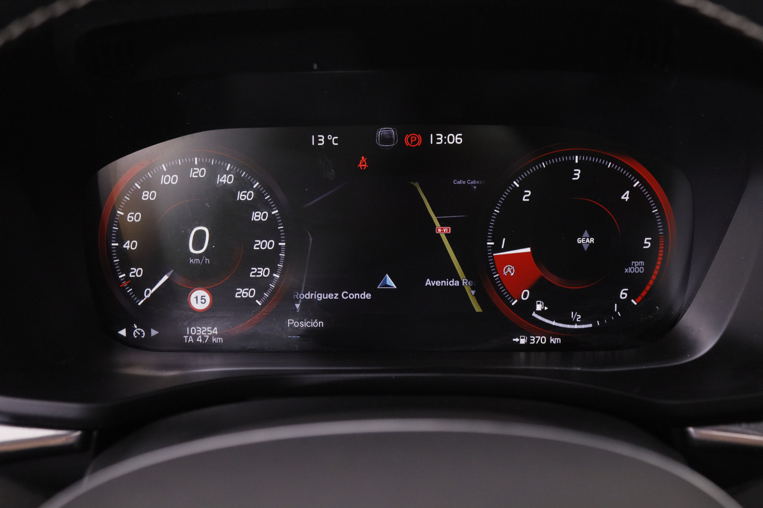 Volvo XC60 2.0 D3 Rdesign 4x2 - foto 23
