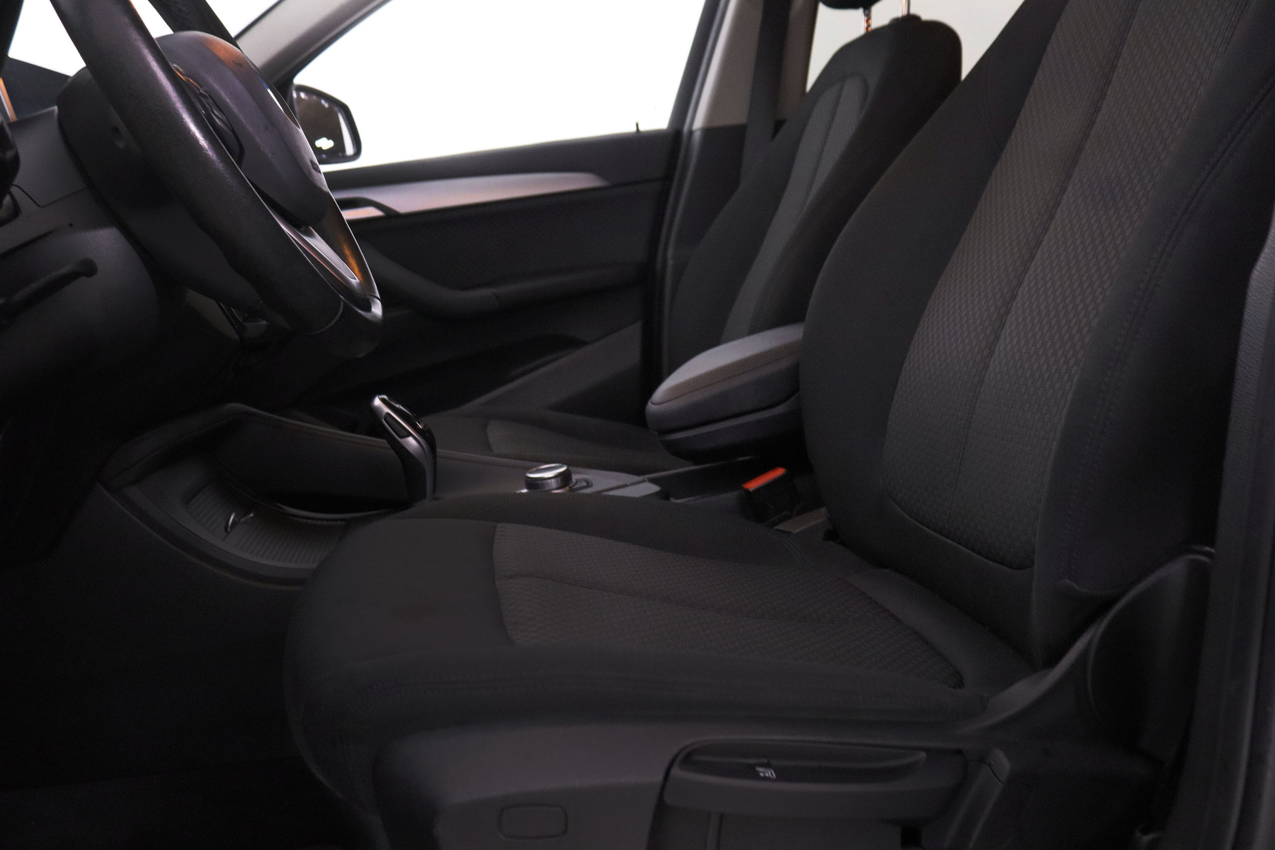 BMW X1 S Drive 18i - foto 21