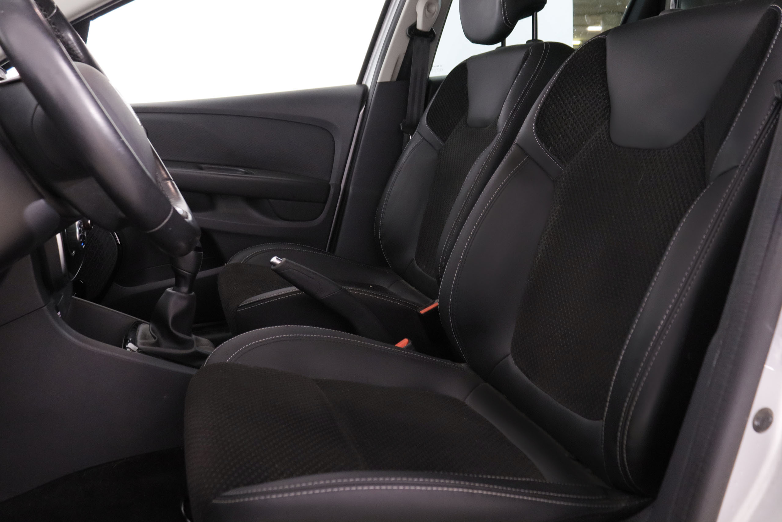 Renault Clio 0.9 TCe Energy Intens - foto 17