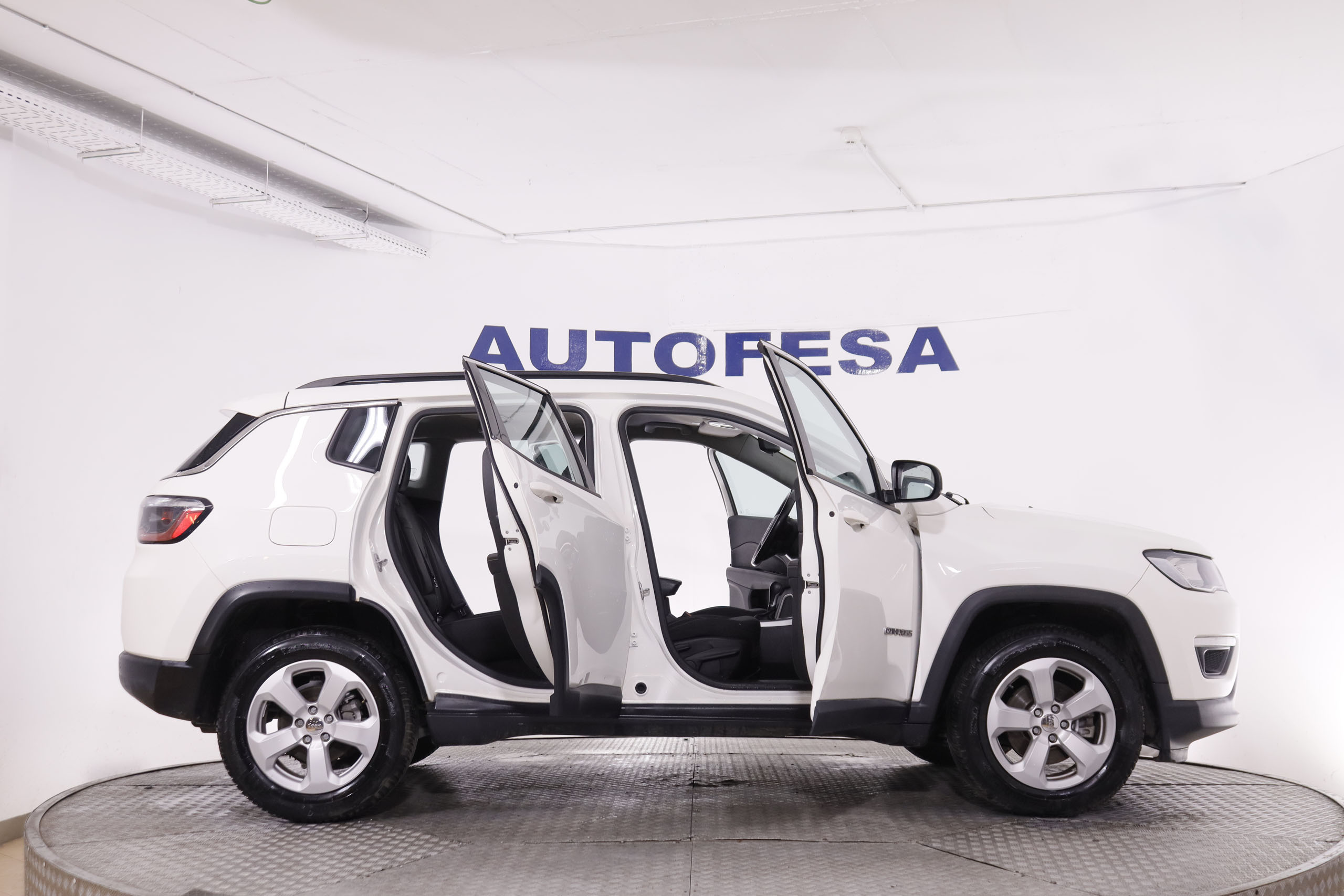 Jeep Compass 2.0 Mjet Longitude 4WD - foto 9