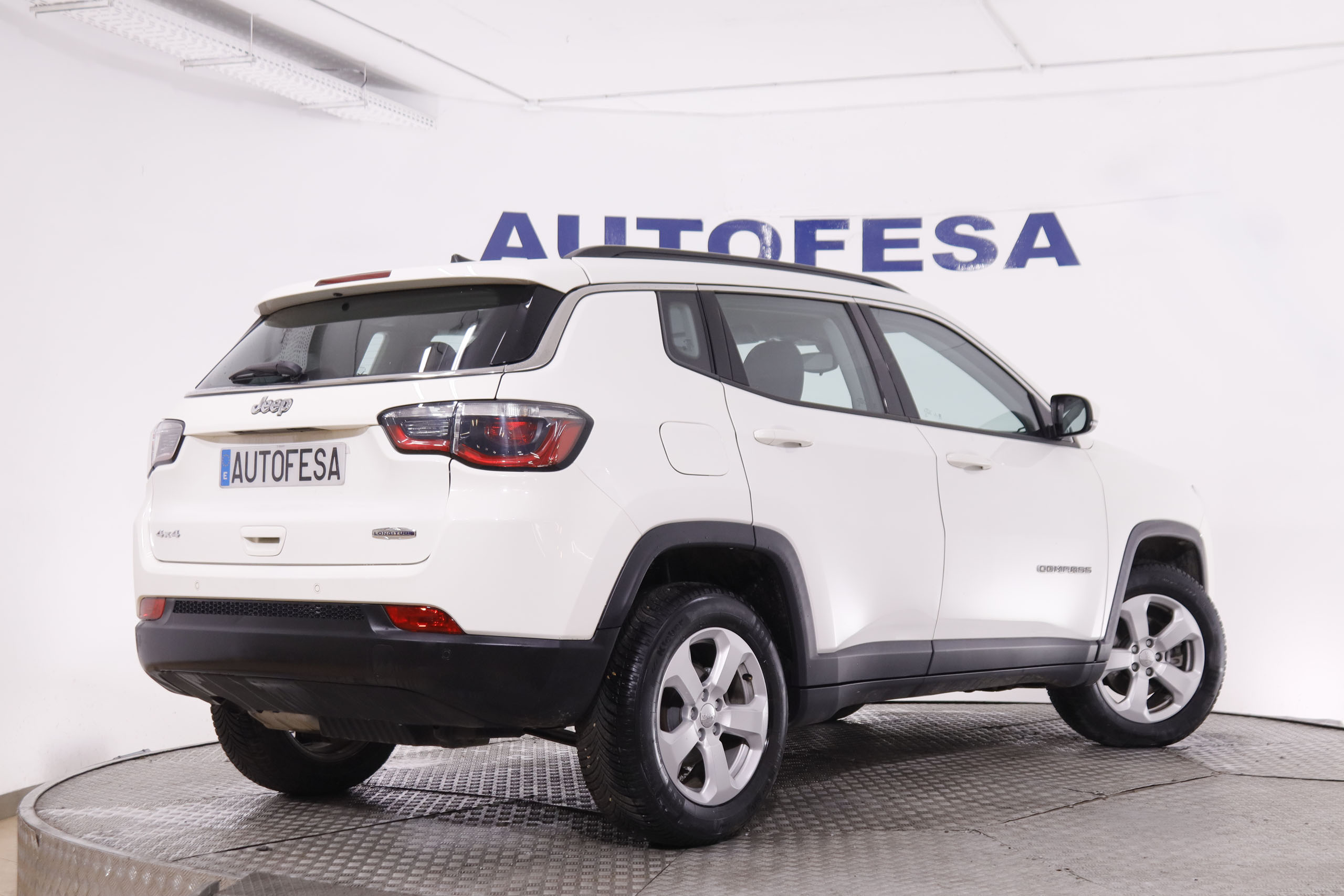 Jeep Compass 2.0 Mjet Longitude 4WD - foto 7