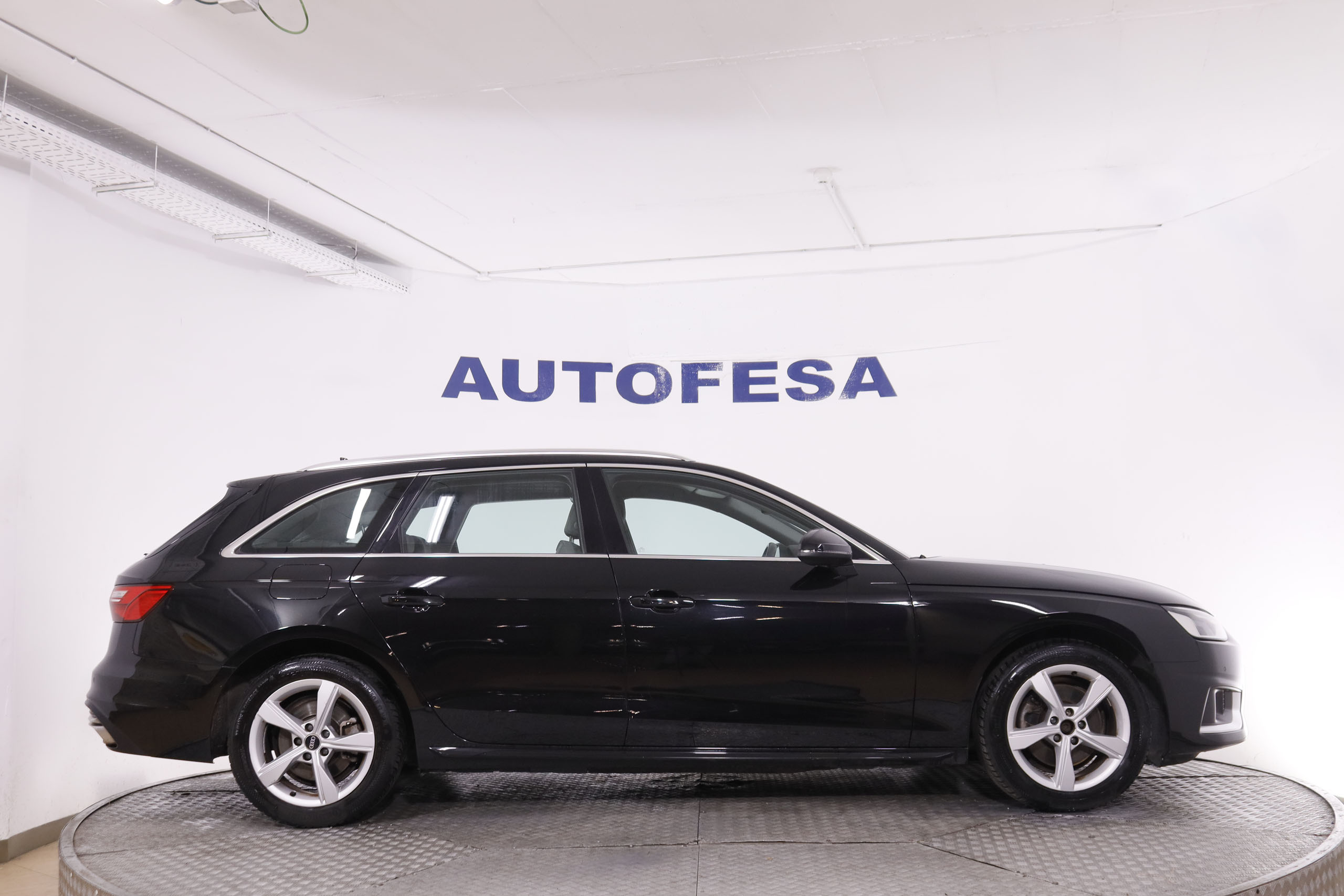 Audi A4 2.0 Avant 35TFSI Business Advance - foto 10