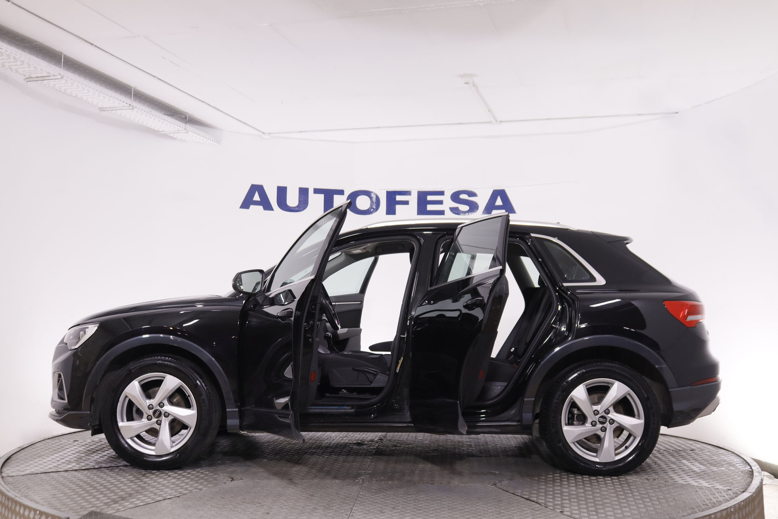 Audi Q3 35 TDI Advance - foto 9