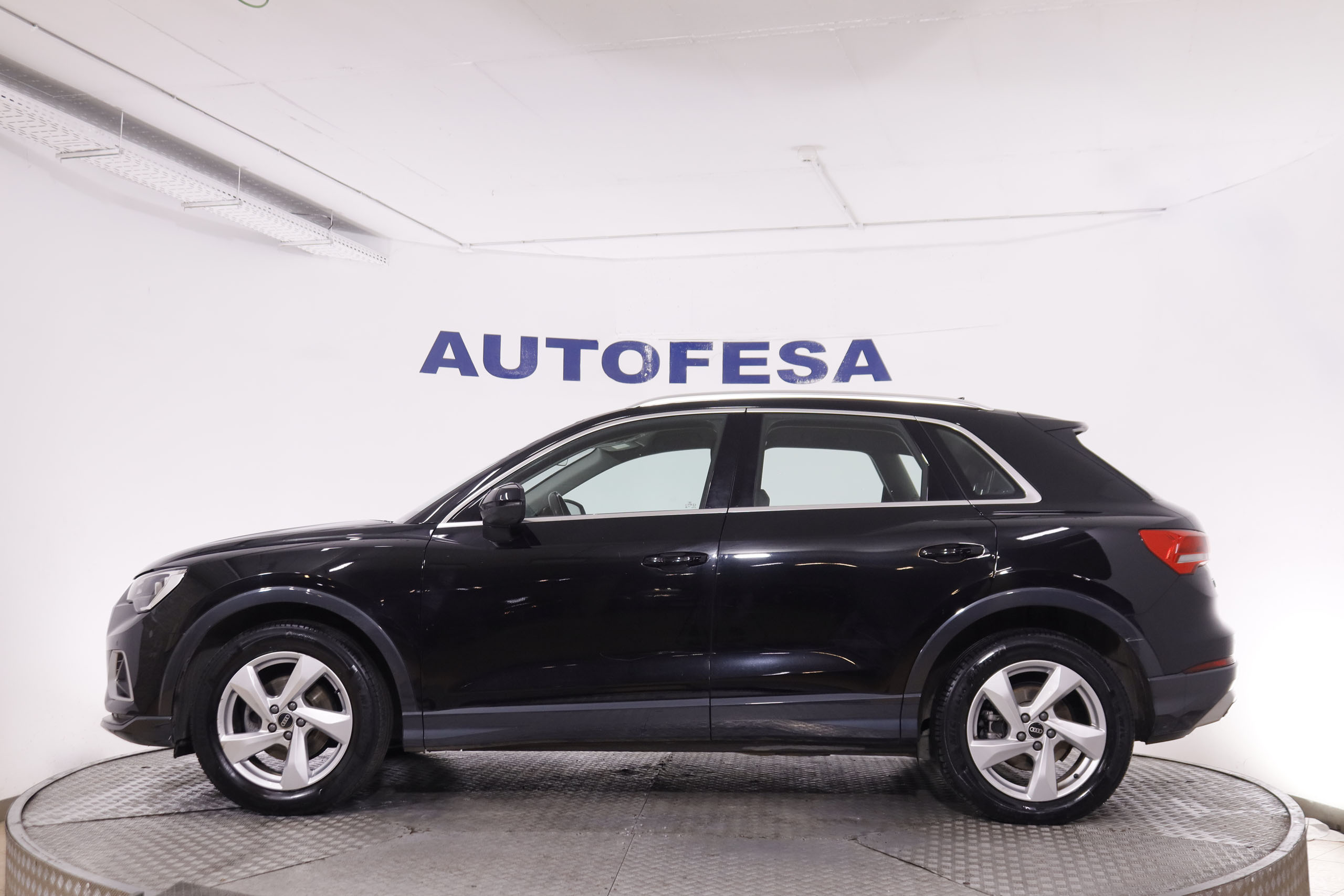 Audi Q3 35 TDI Advance - foto 4