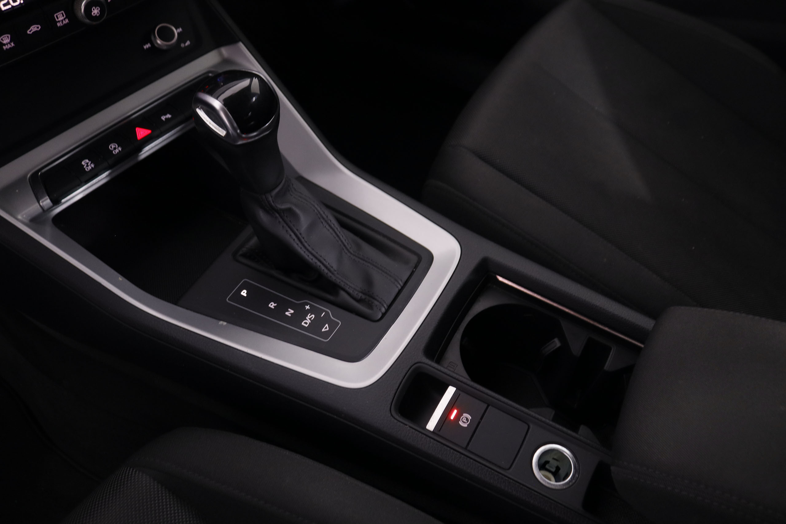 Audi Q3 35 TDI Advance - foto 15
