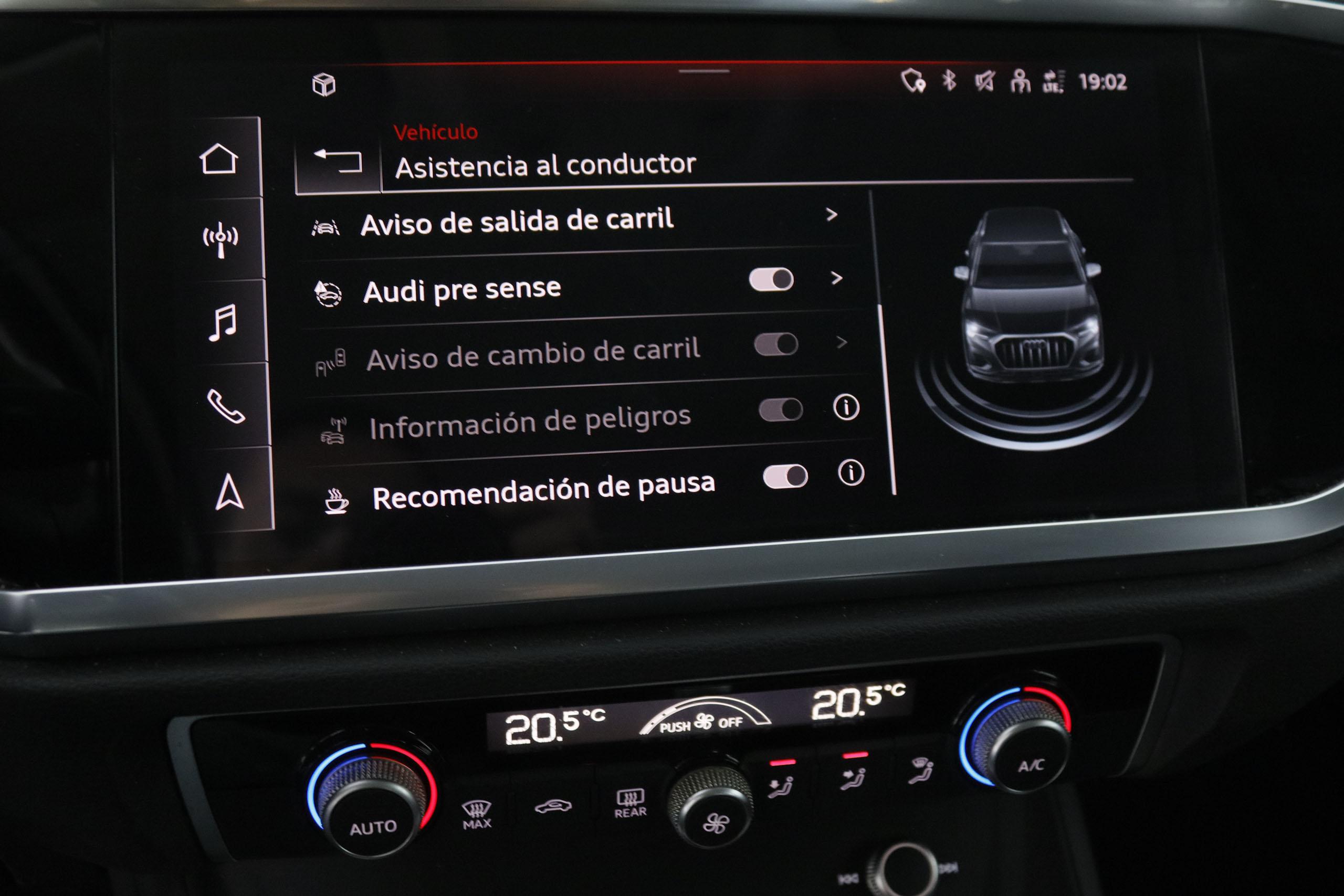 Audi Q3 35 TDI Advance - foto 21