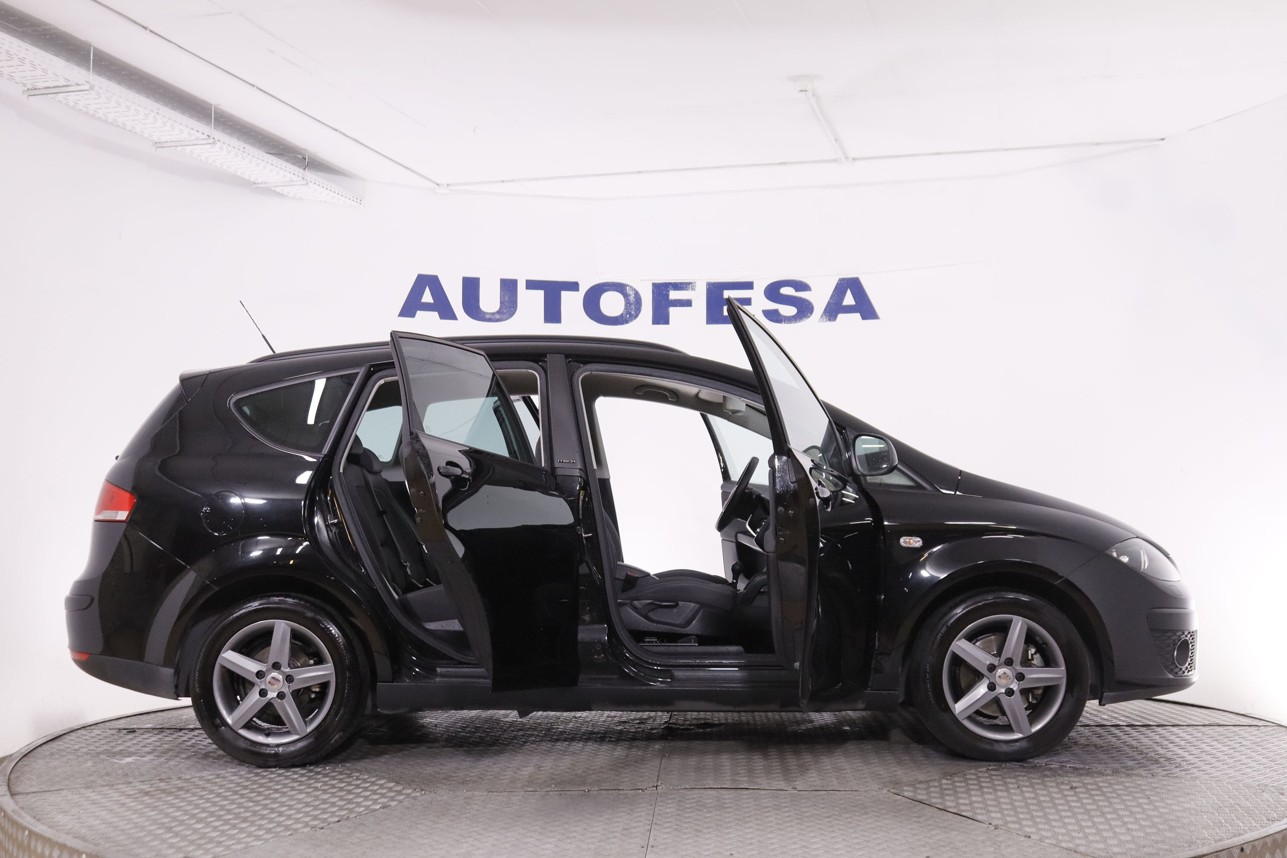 SEAT Altea XL 1.6 TDI CR-I Tech DSG - foto 9