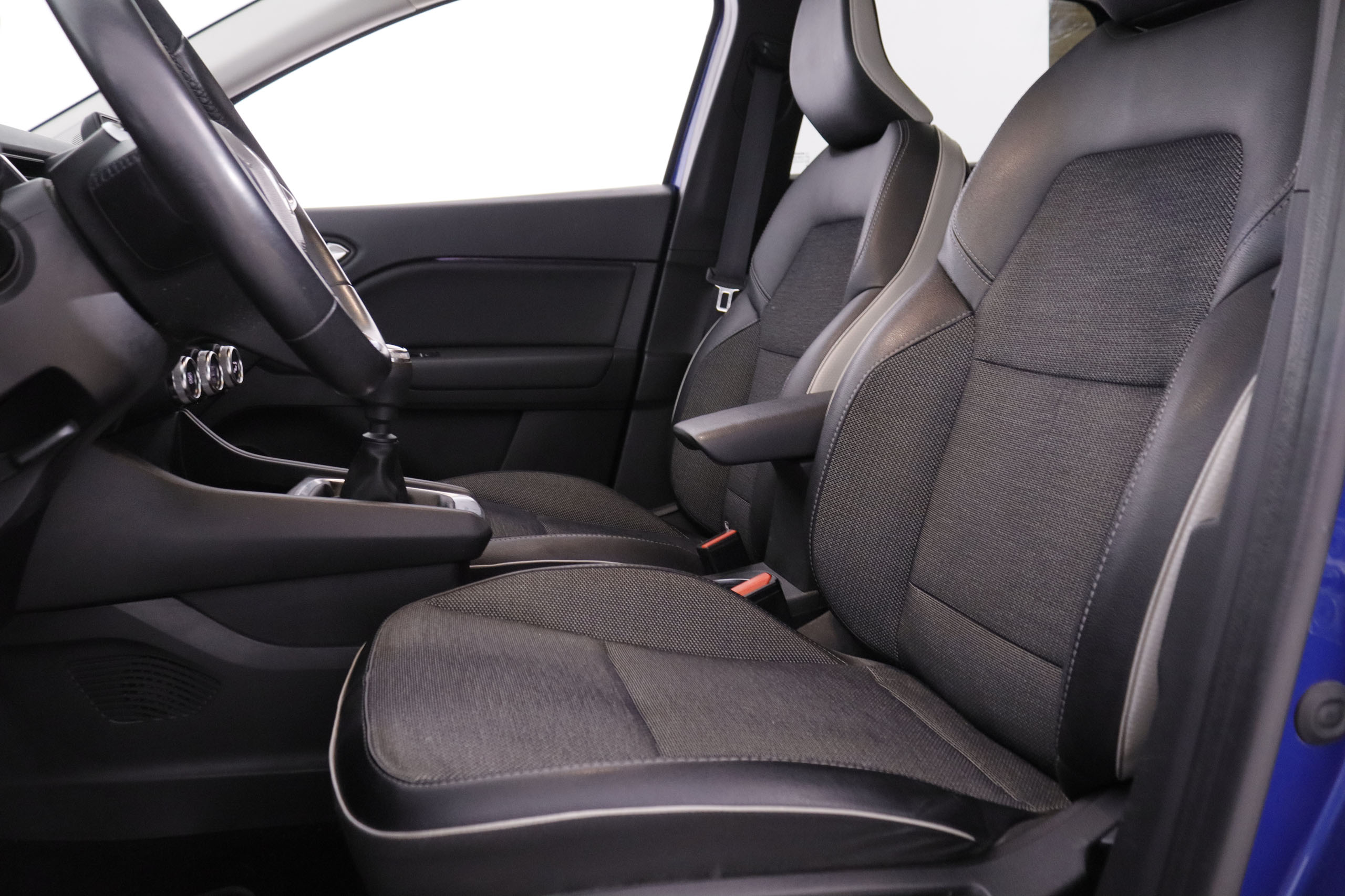 Renault Captur 1.0 TCe Intens - foto 18