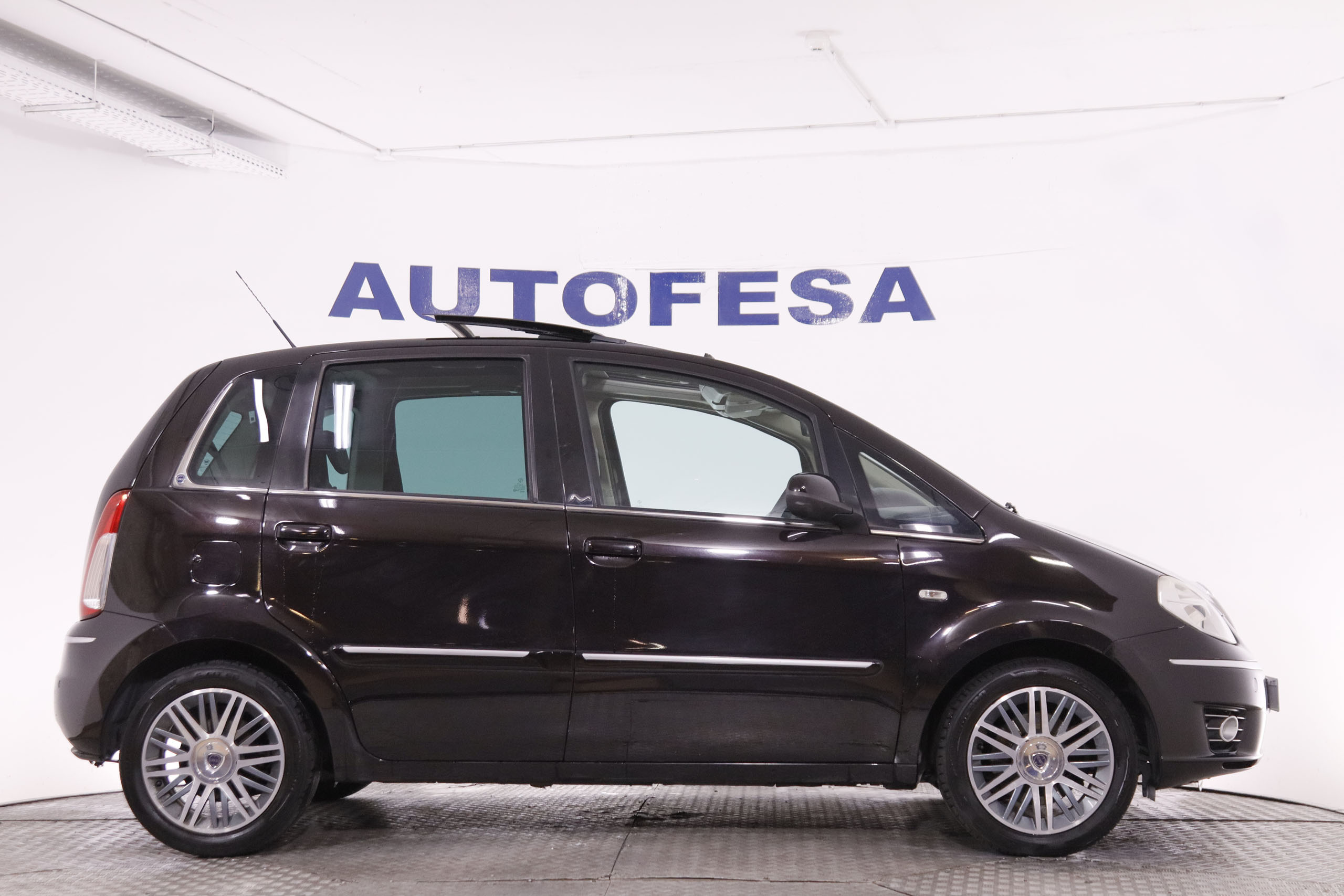 Lancia Musa 1.3 Mjet Platino - foto 7