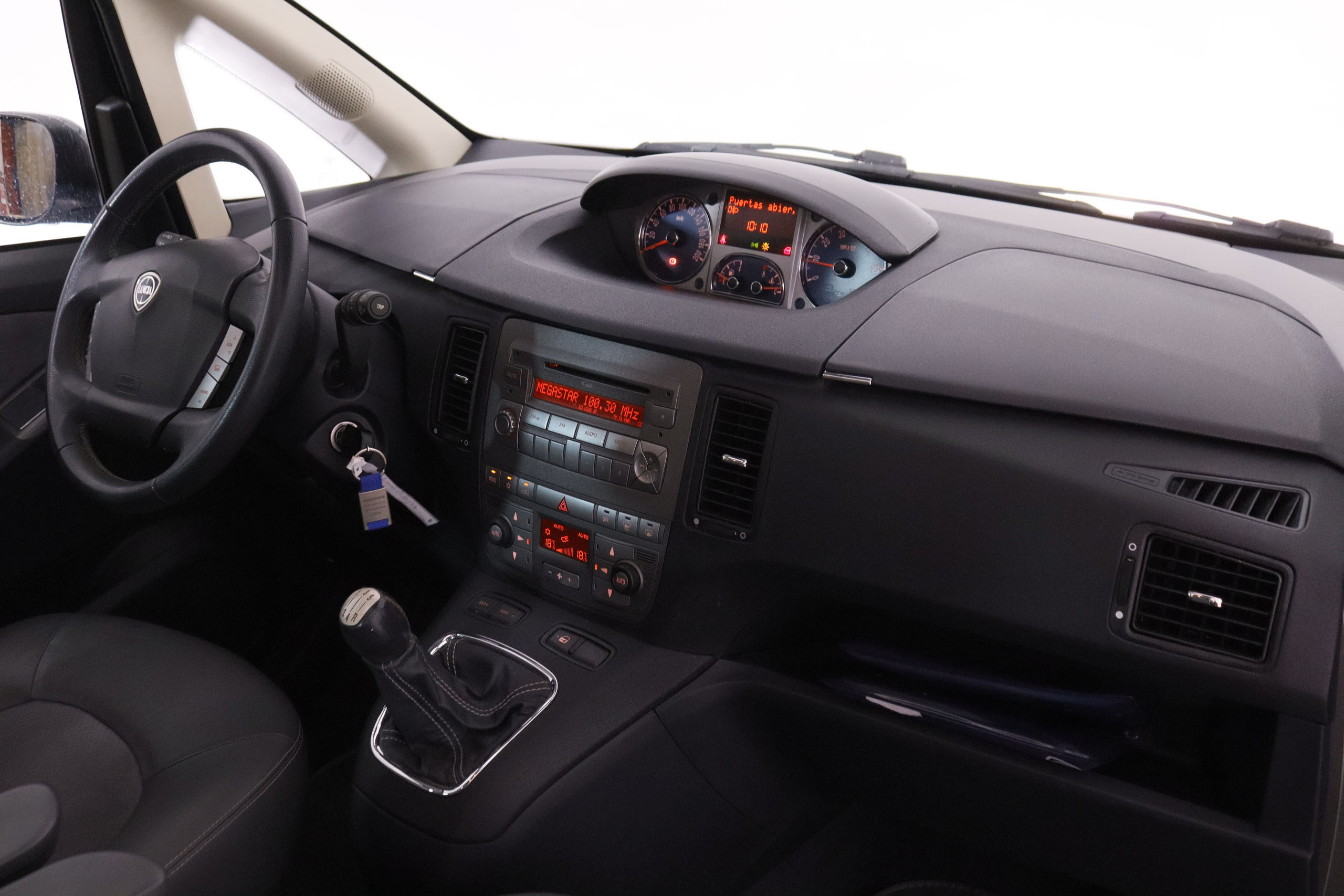 Lancia Musa 1.3 Mjet Platino - foto 13