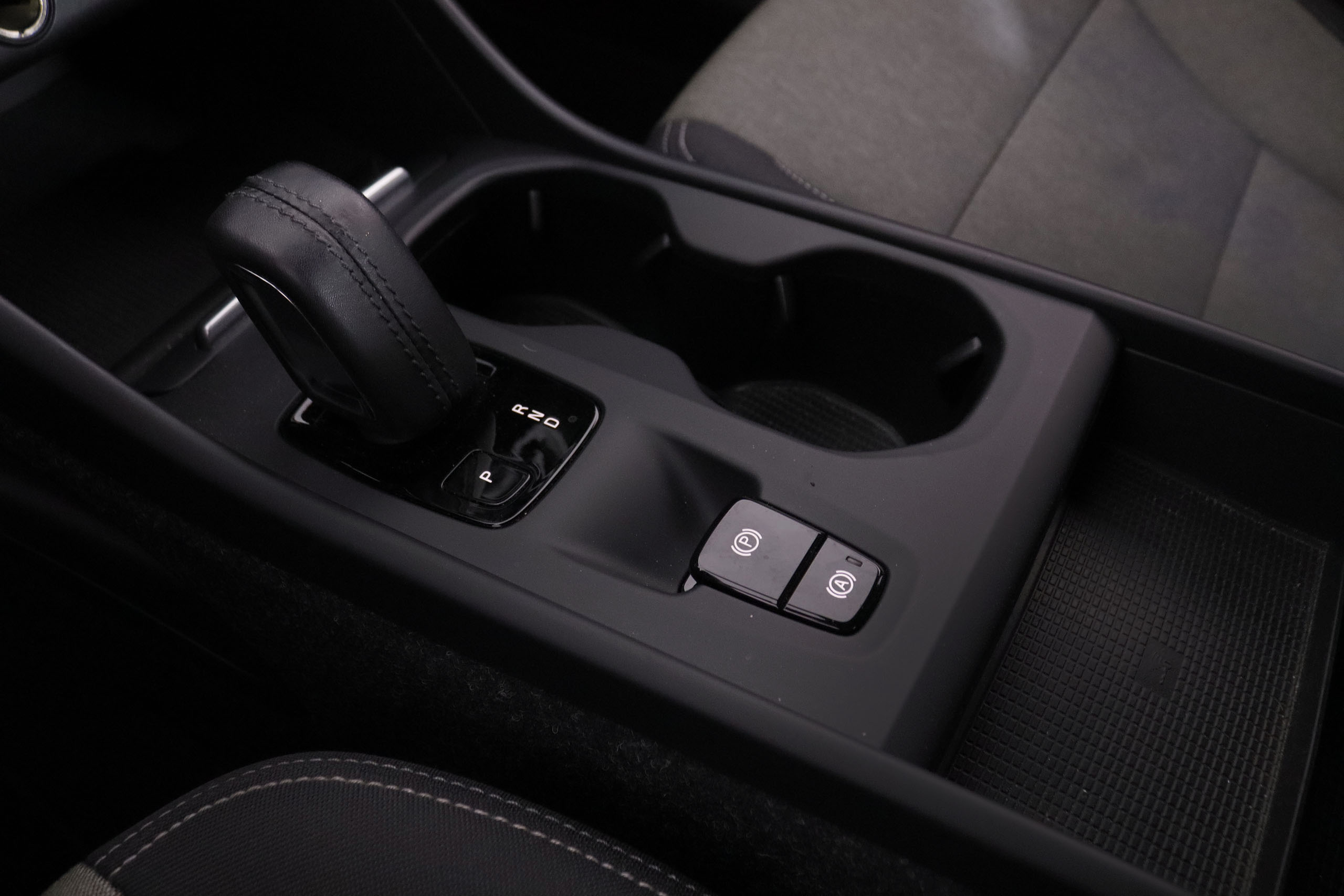 Volvo XC40 1.5 T5 Recharge Inscription Expression - foto 20