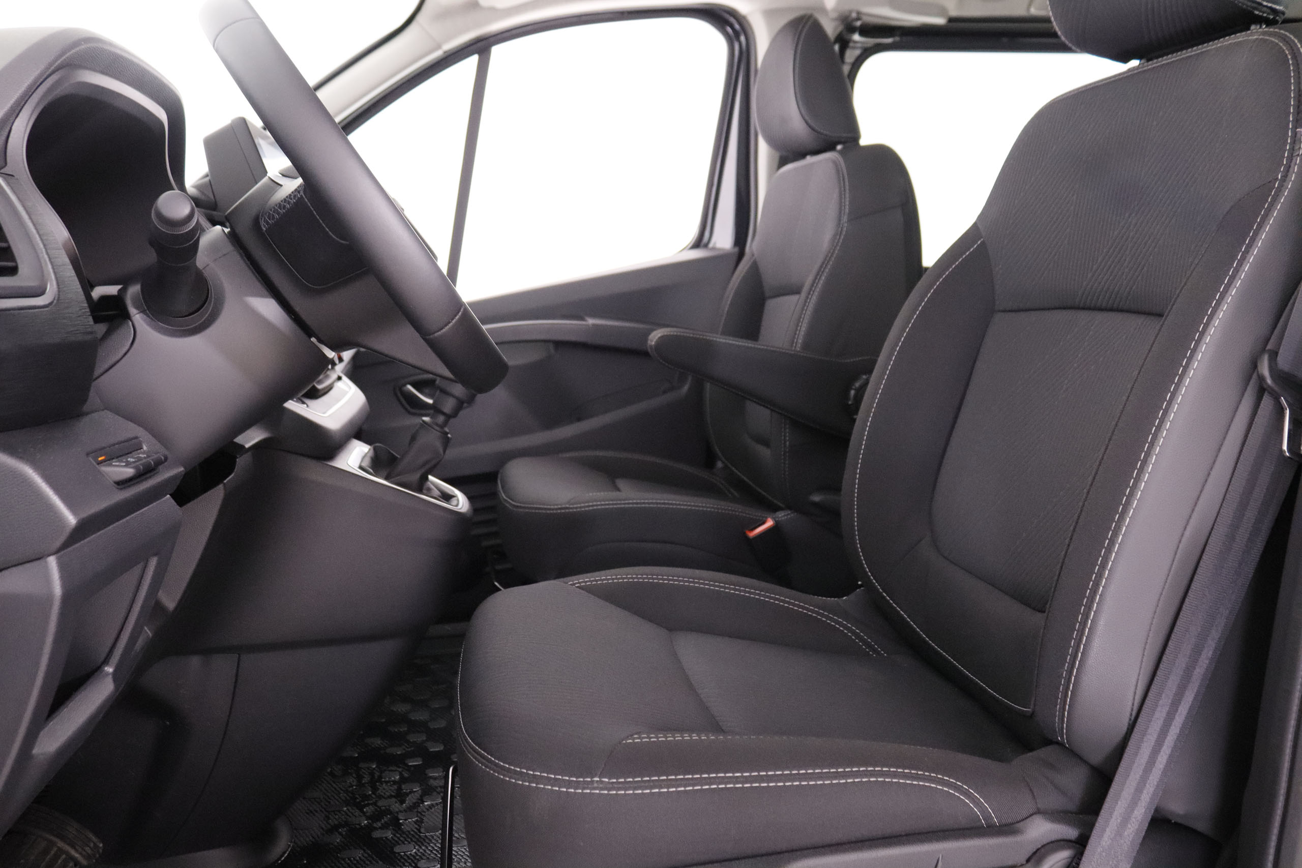 Nissan Primastar 2.0 dCi L1H1 Tekna 8 plazas - foto 17