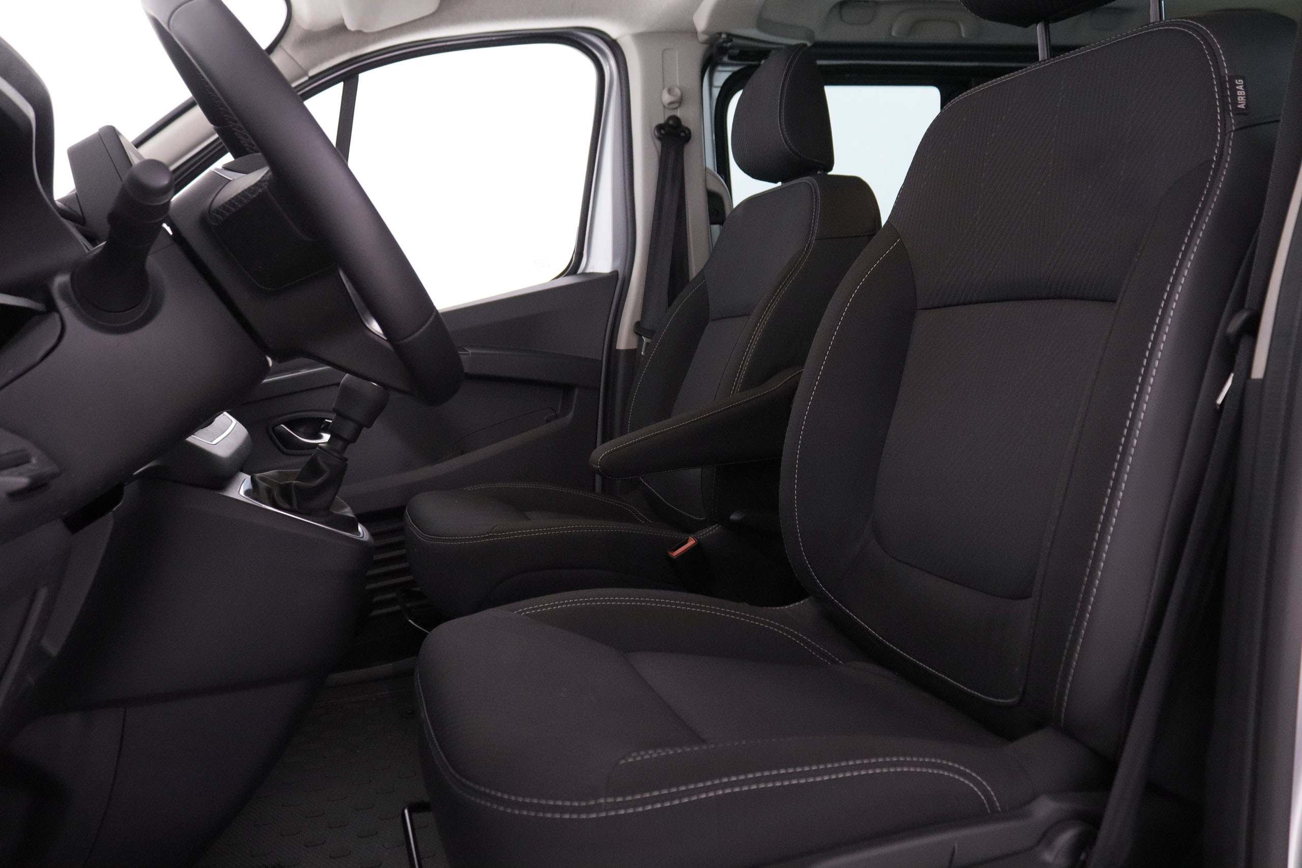 Nissan Primastar 2.0 dCi L1H1 Tekna 8 plazas - foto 20