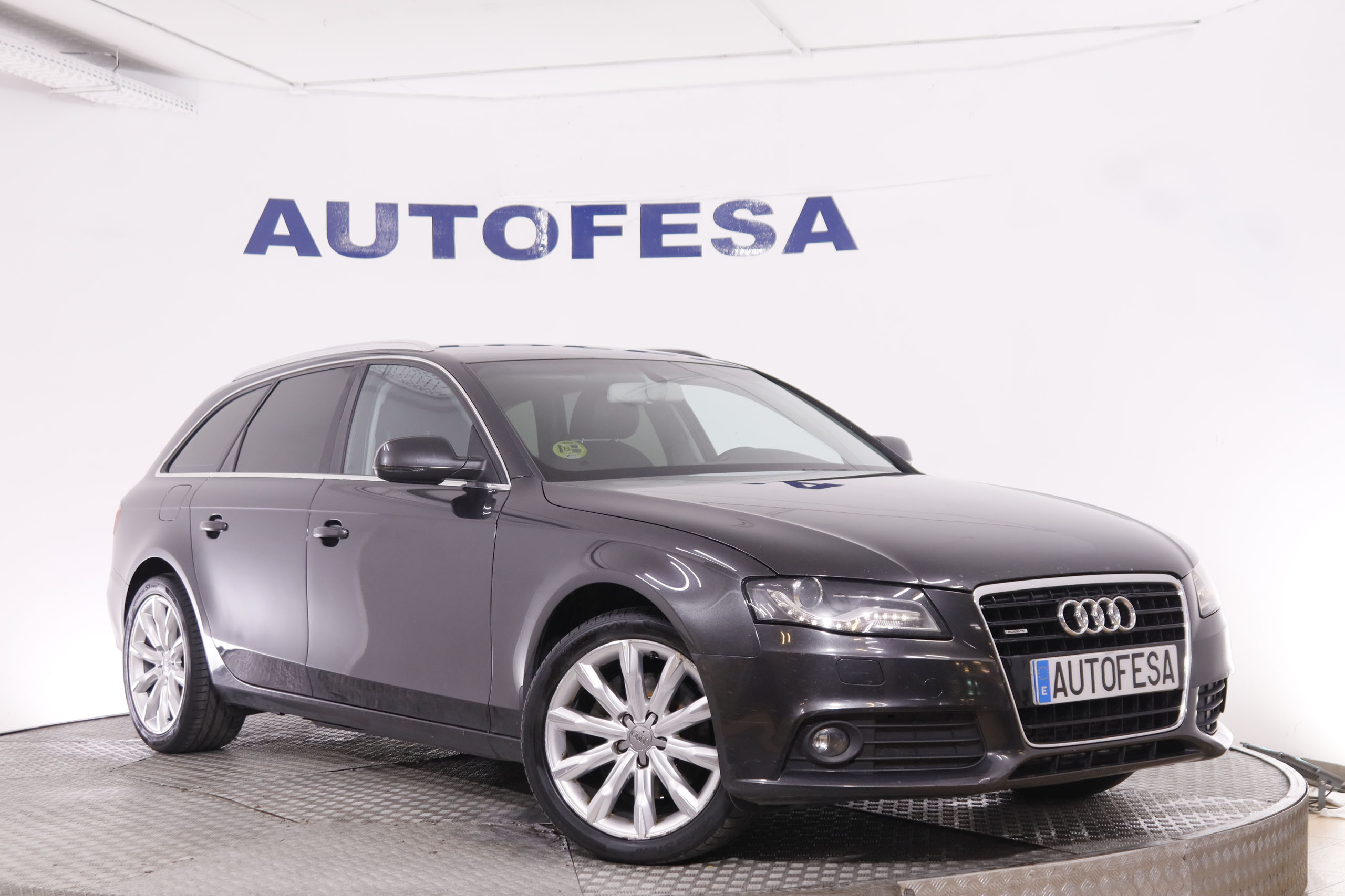 Audi A4 3.0 TDI Avant quattro - foto 3