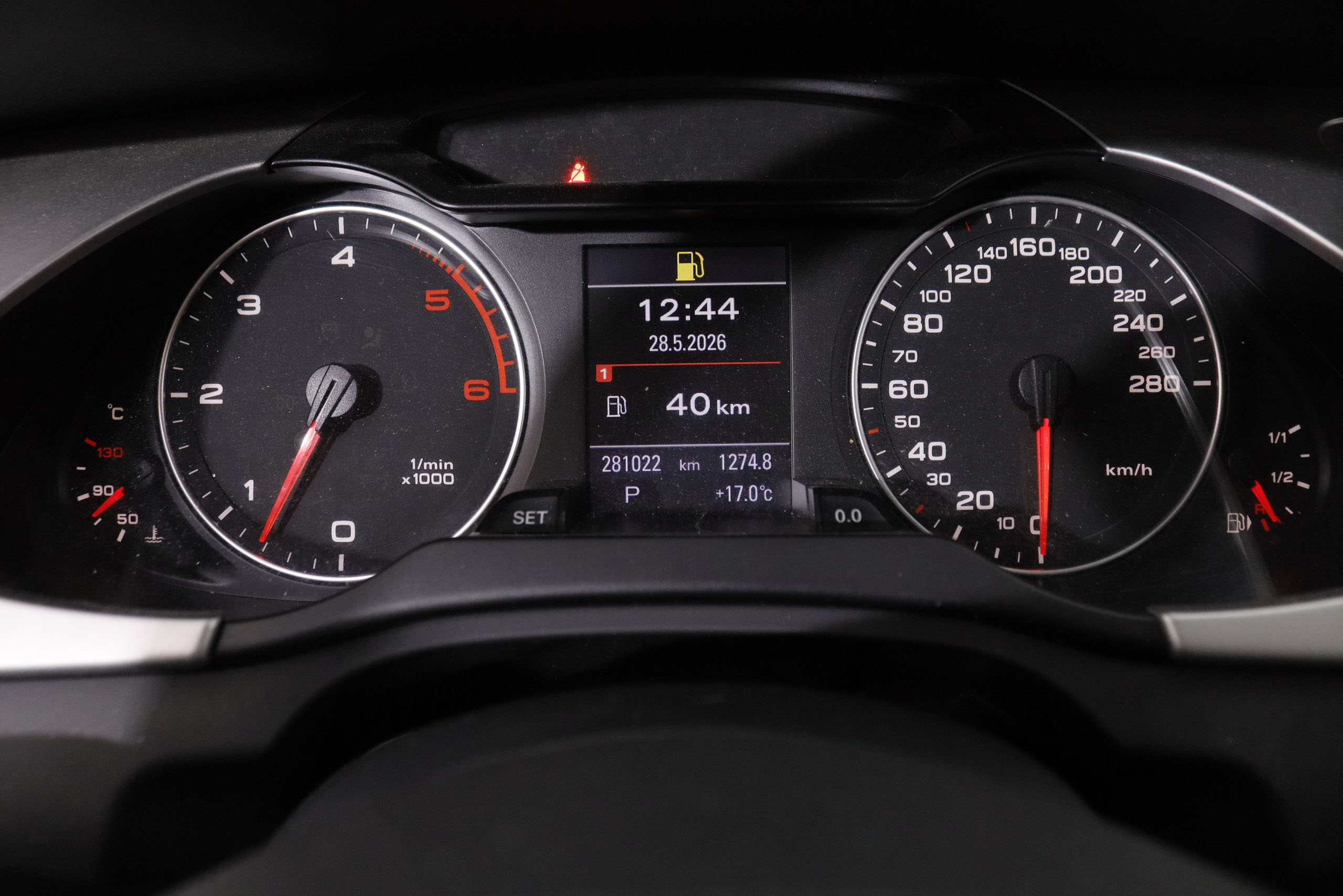 Audi A4 3.0 TDI Avant quattro - foto 14
