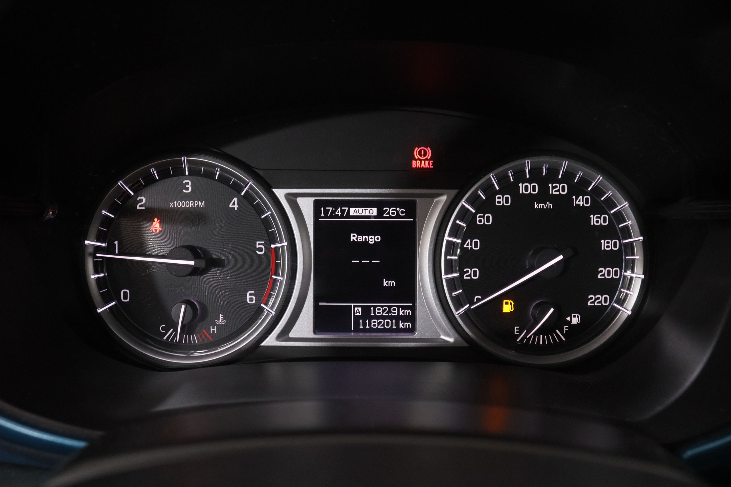 Suzuki Vitara 1.6 D DIS GLE 4WD - foto 12
