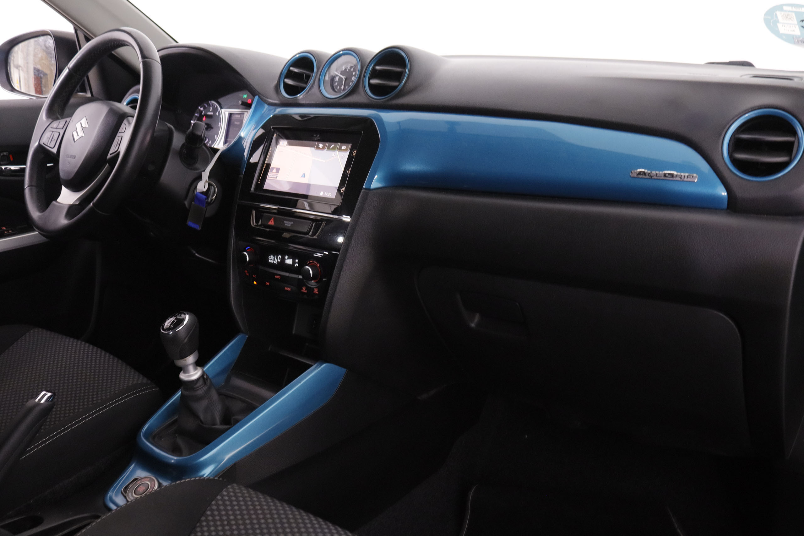 Suzuki Vitara 1.6 D DIS GLE 4WD - foto 11
