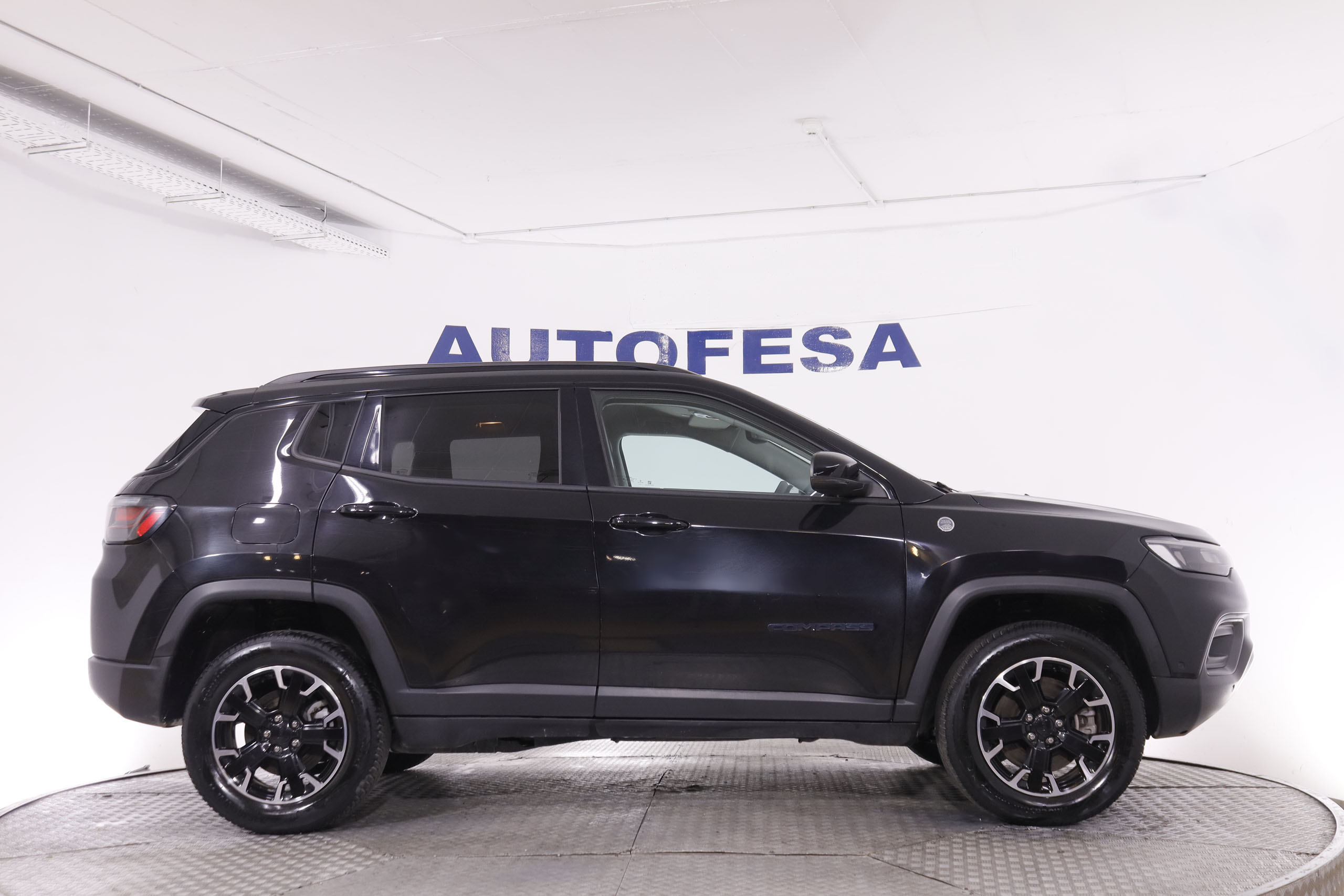 Jeep Compass 4xe 1.3 PHEV Trailhawk - foto 8