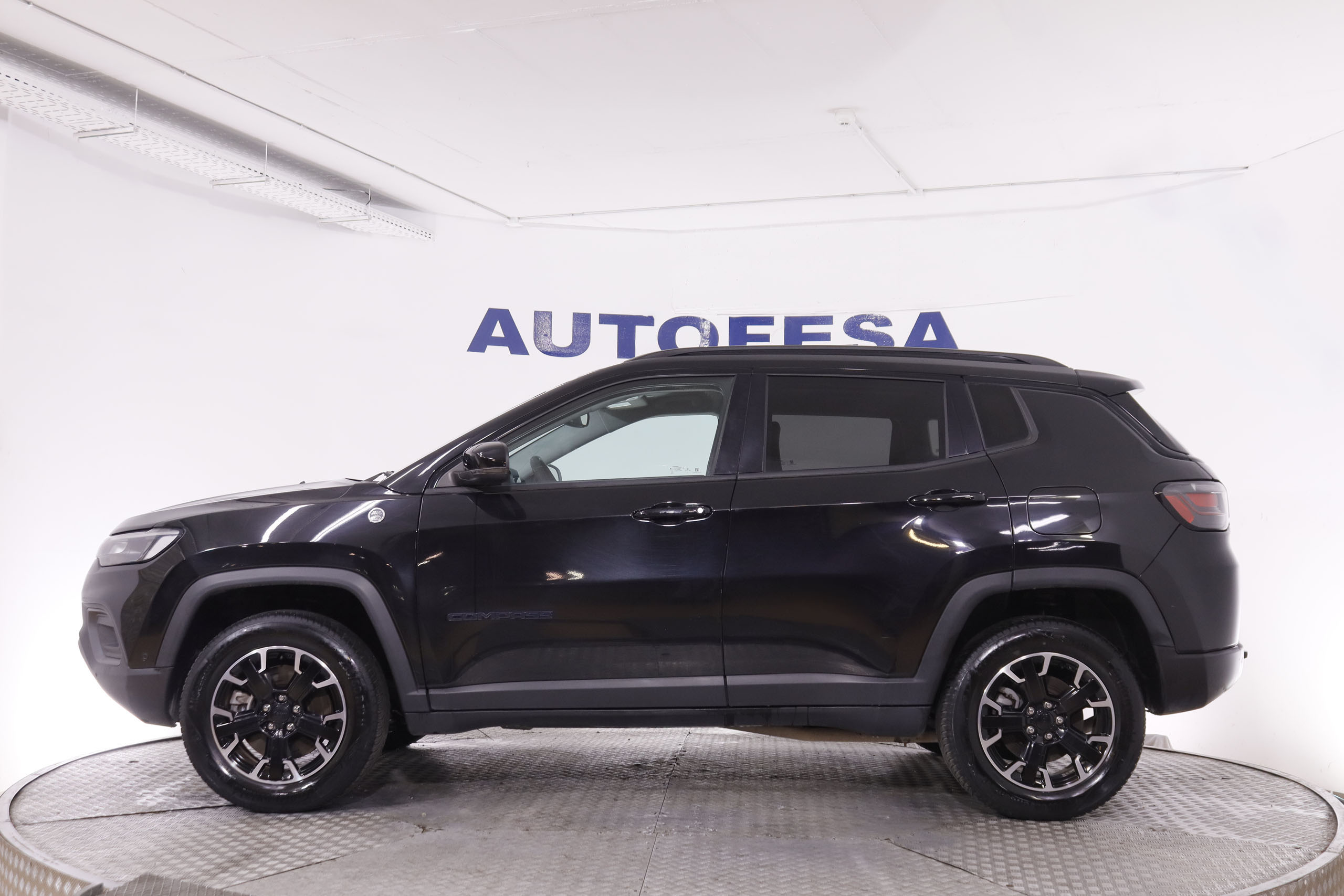 Jeep Compass 4xe 1.3 PHEV Trailhawk - foto 4
