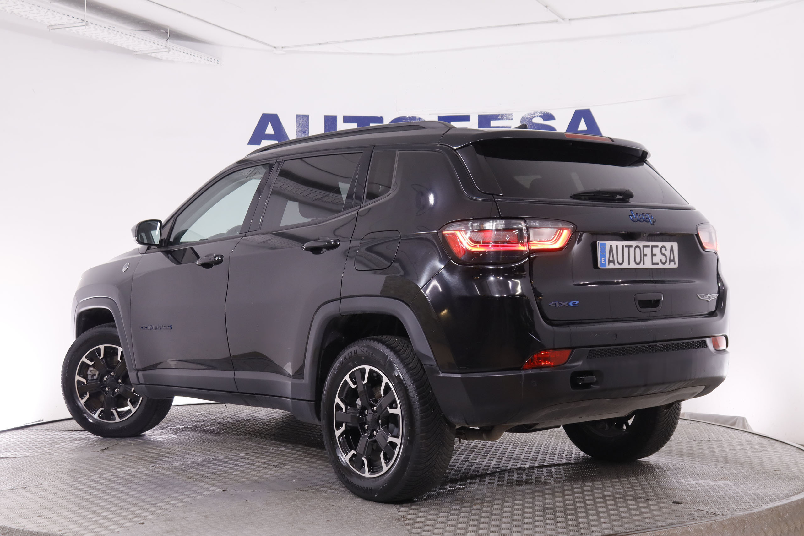 Jeep Compass 4xe 1.3 PHEV Trailhawk - foto 7